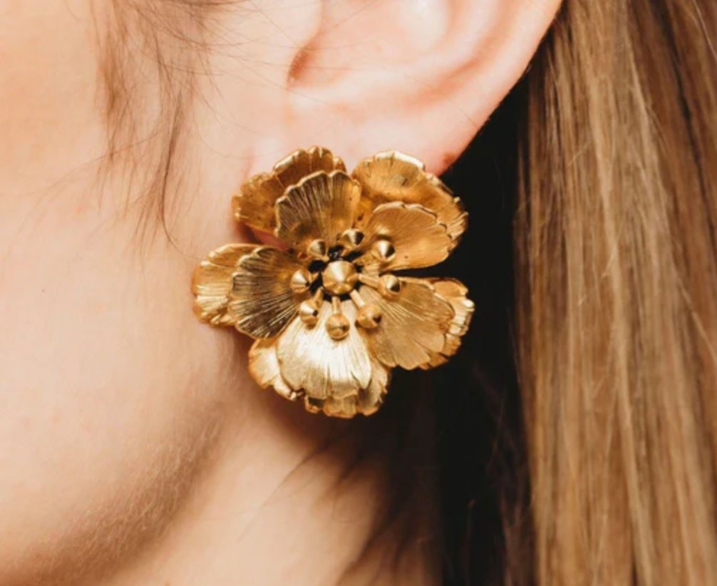 Gold Betania Earrings - Amor Lafayette