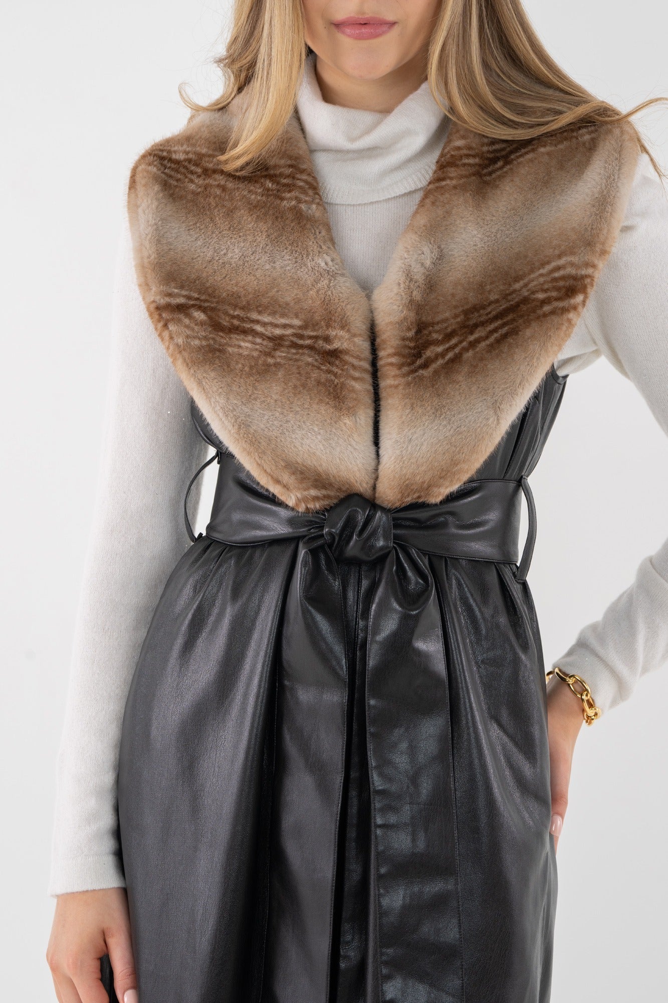 Vera Vest - Black Tie