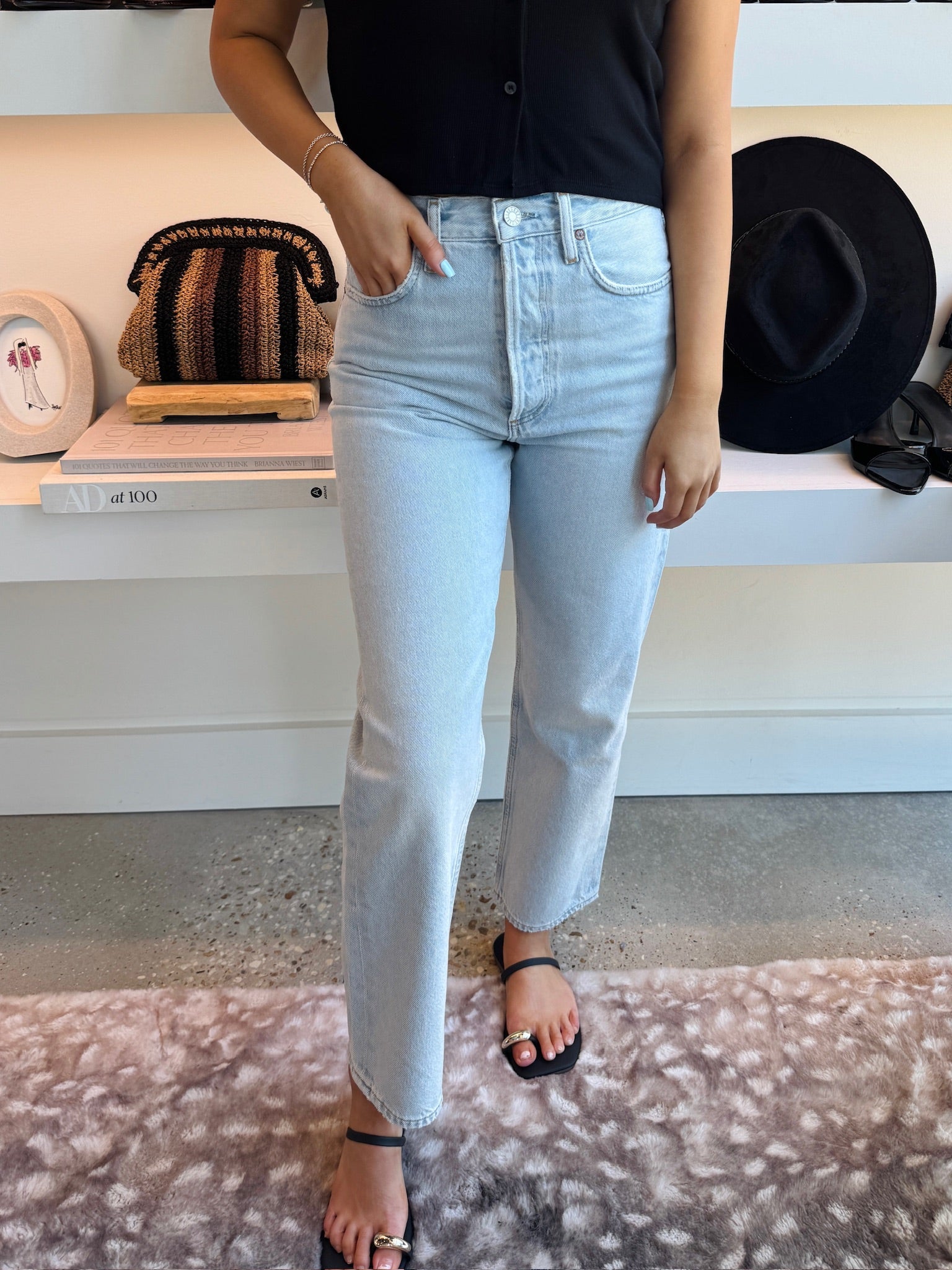 90's Crop in Distraction - Amor Lafayette