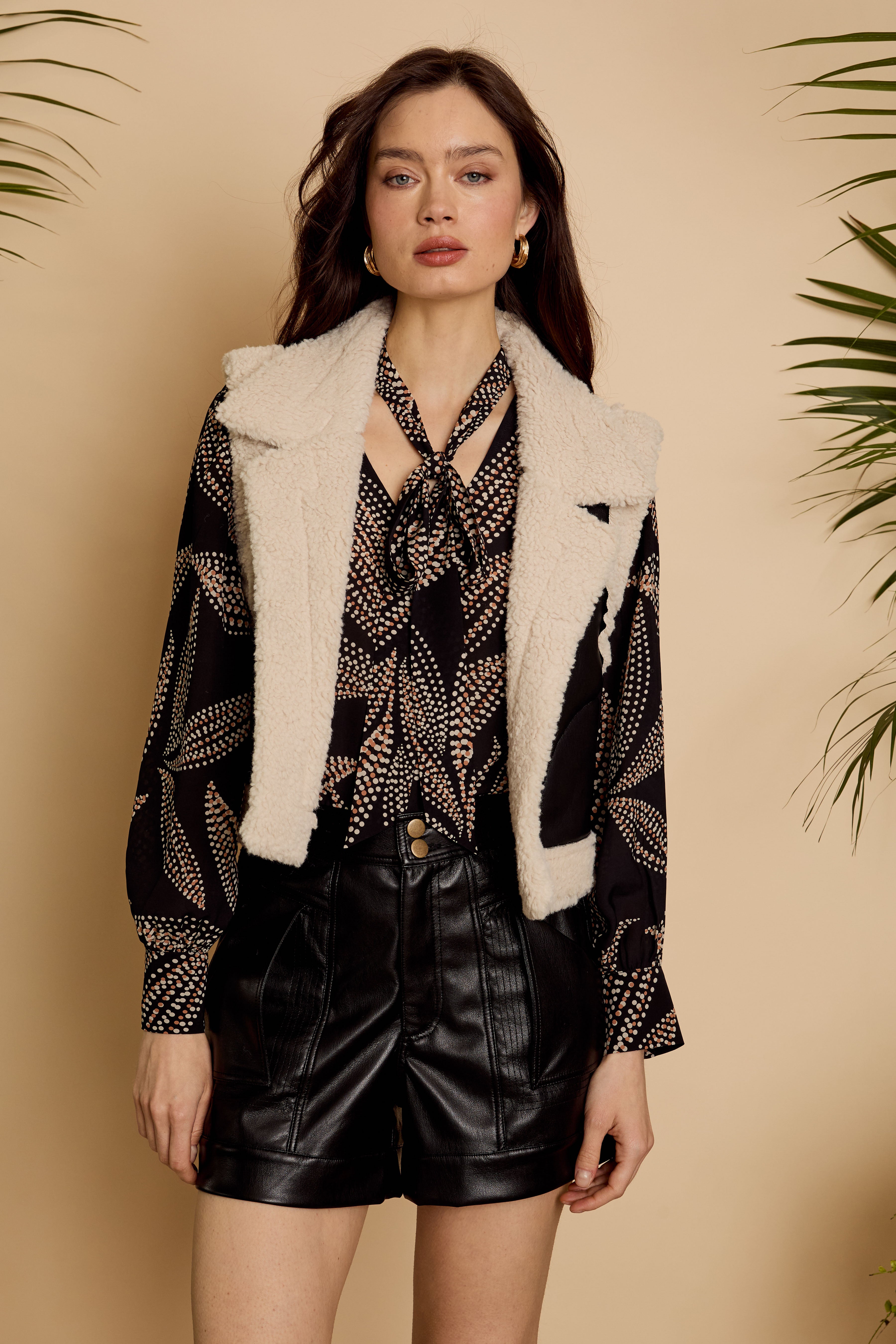 Cove Vest in Cream / Black