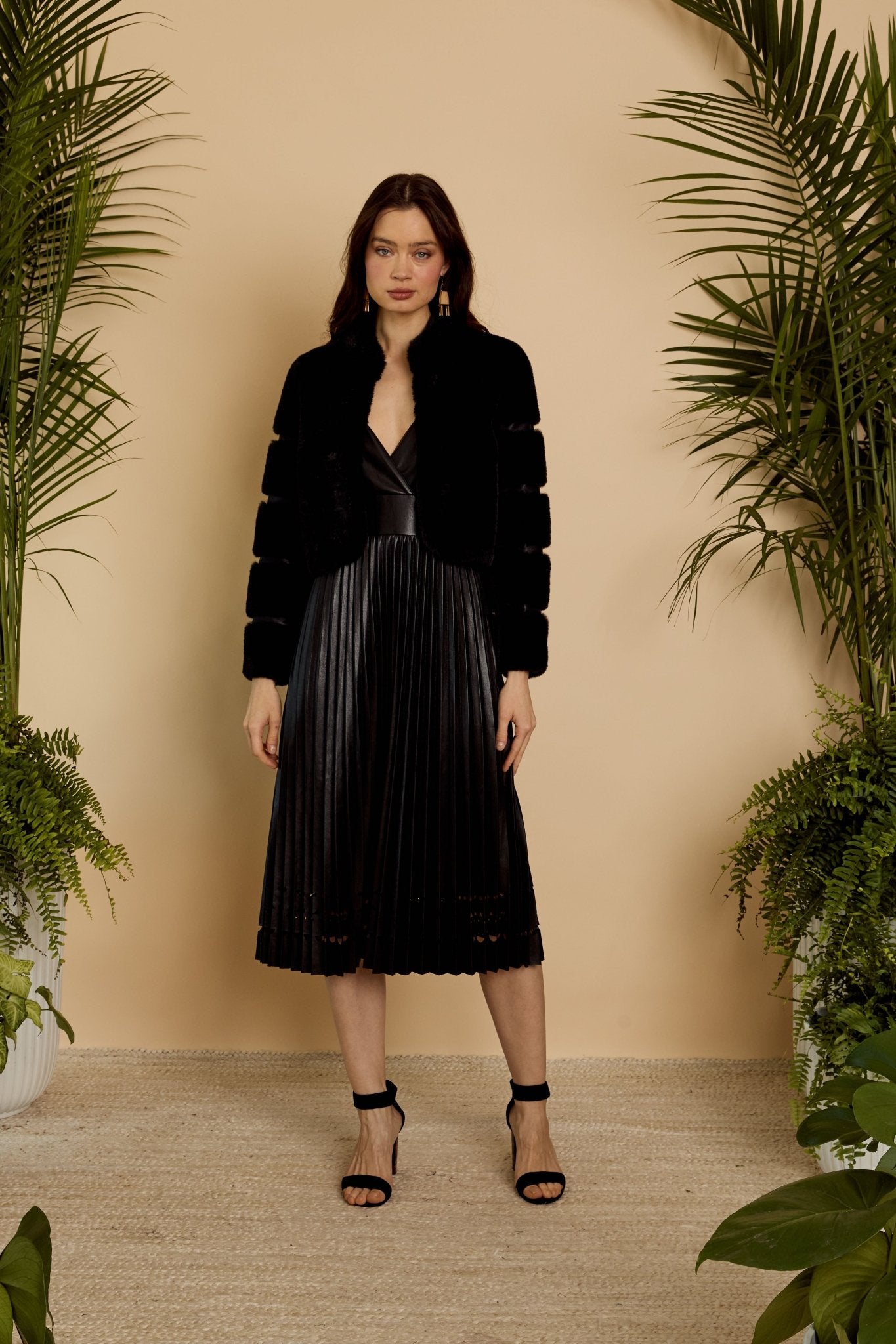 Abril Faux Fur Jacket in Black - Amor Lafayette