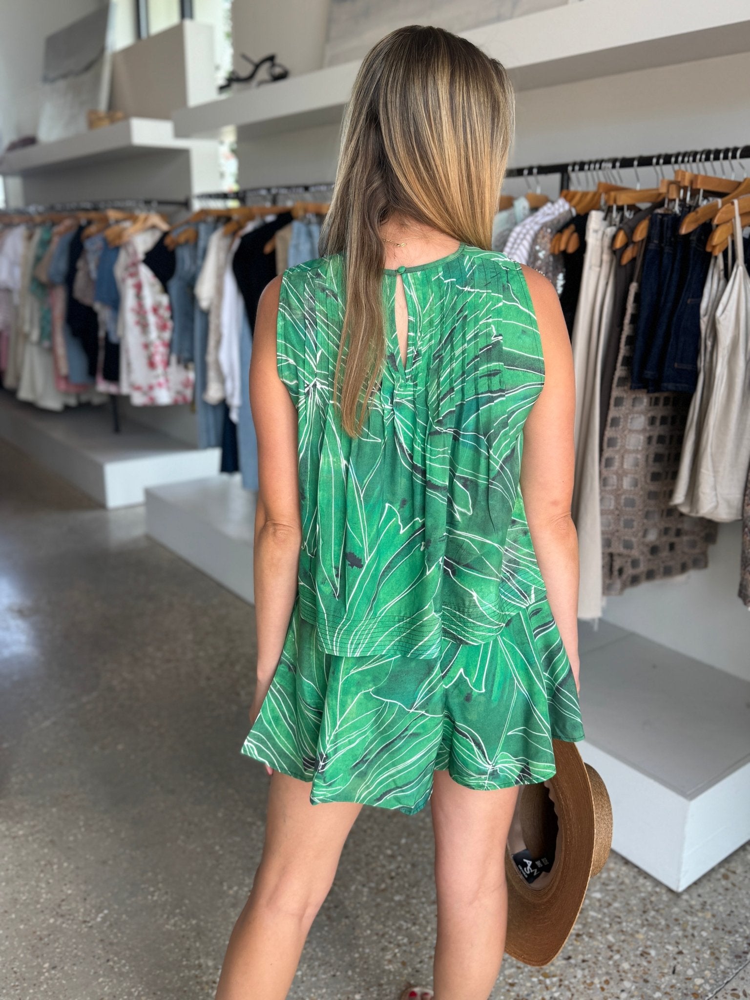 Amazon Miles Short - Amor Lafayette