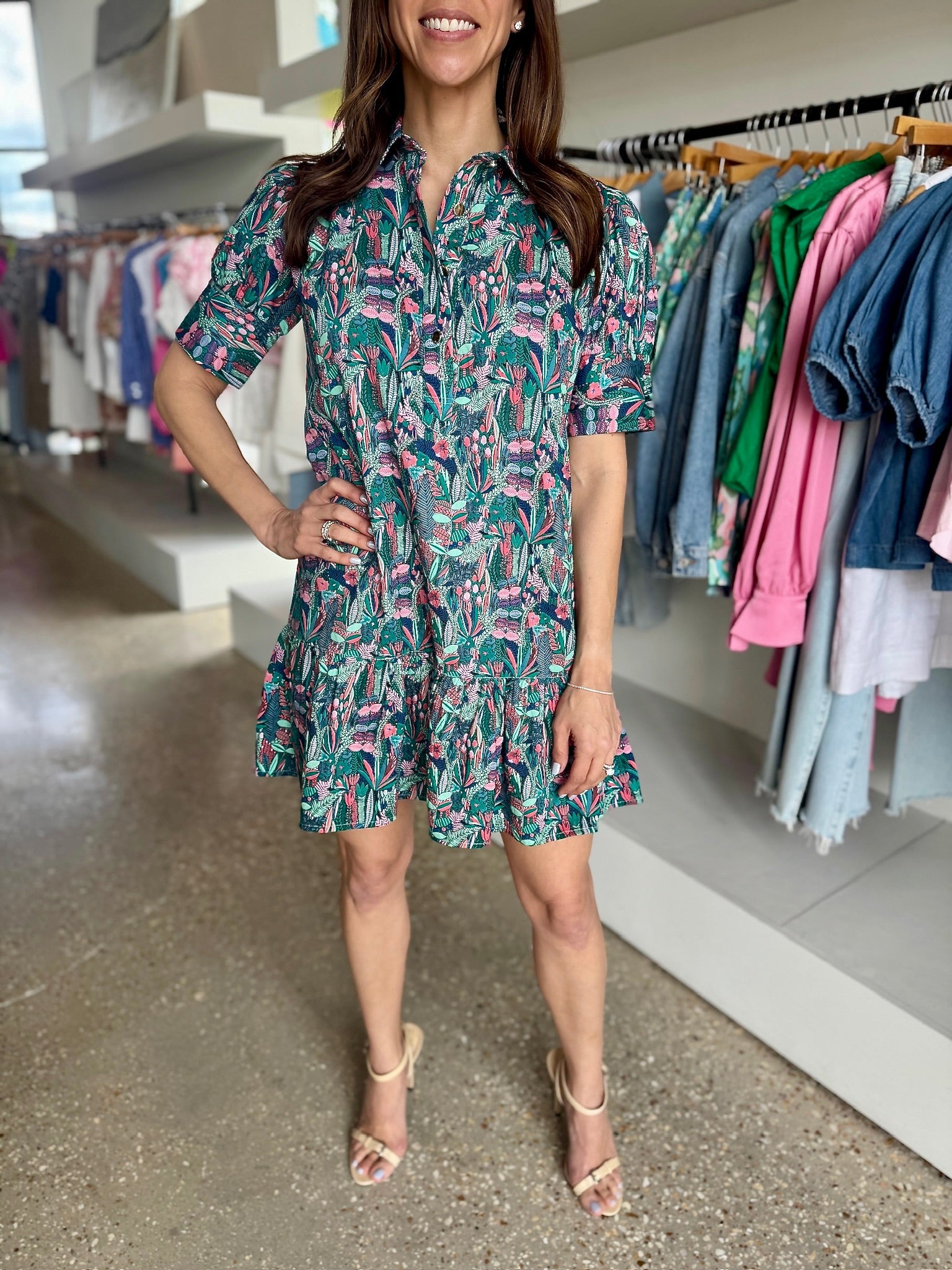 April Flowers Short Sleeve Dress - Amor Lafayette