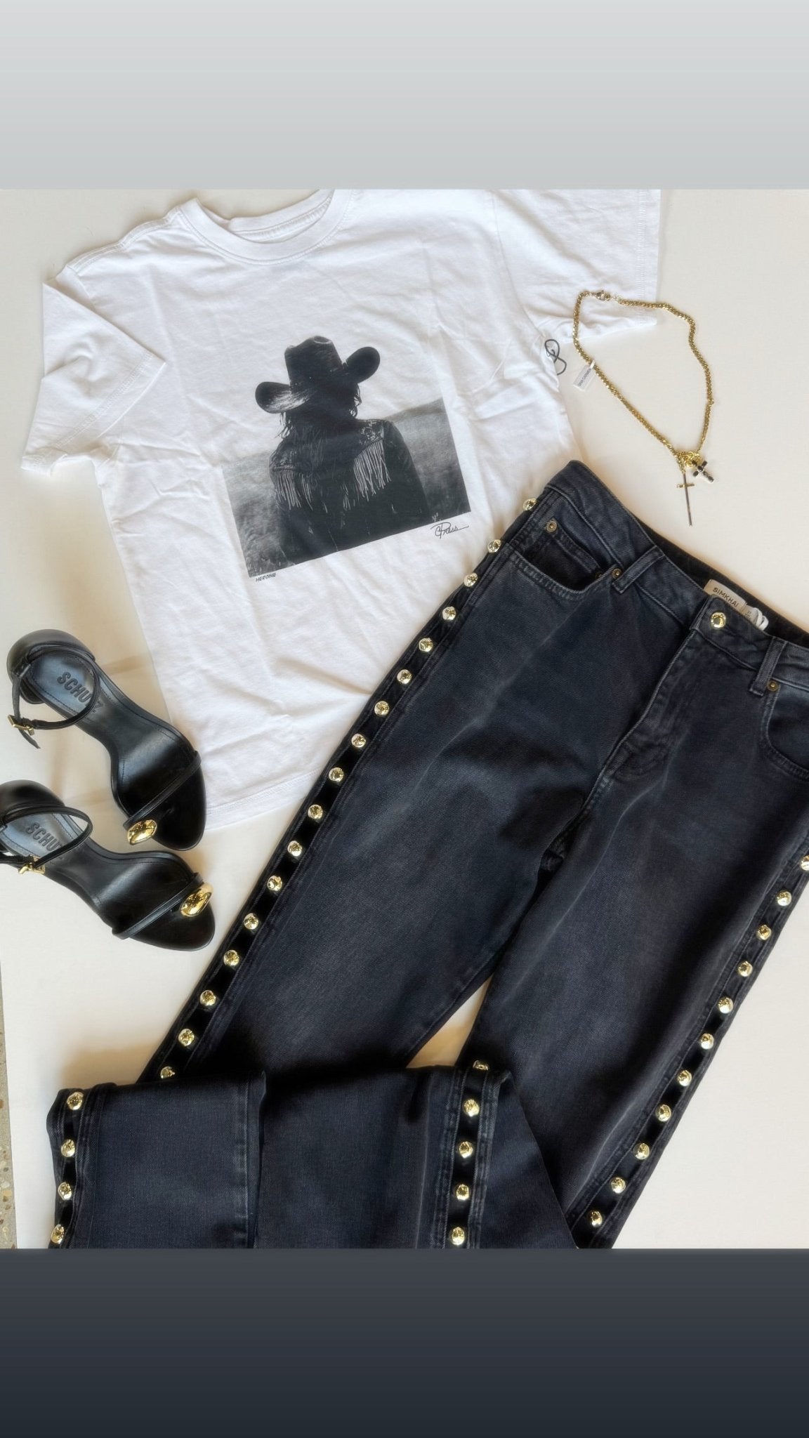Becoming Mushie Tee - Amor Lafayette