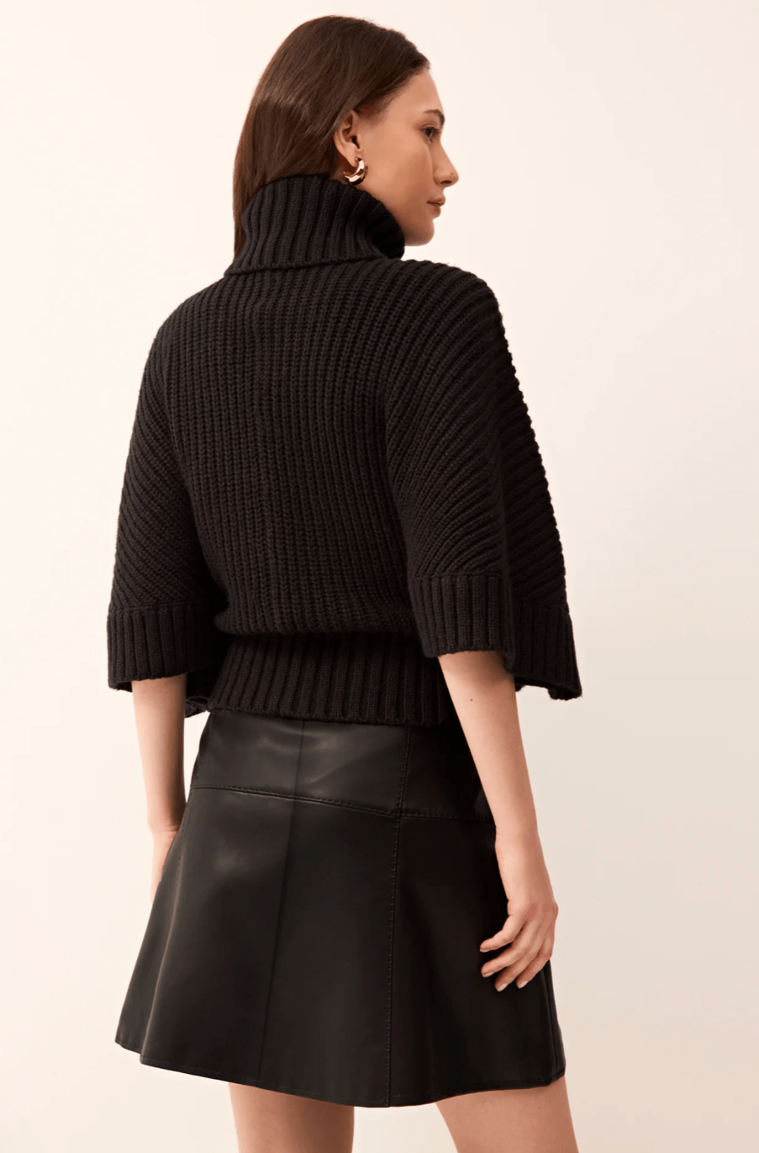 Black Annika Popover - Amor Lafayette