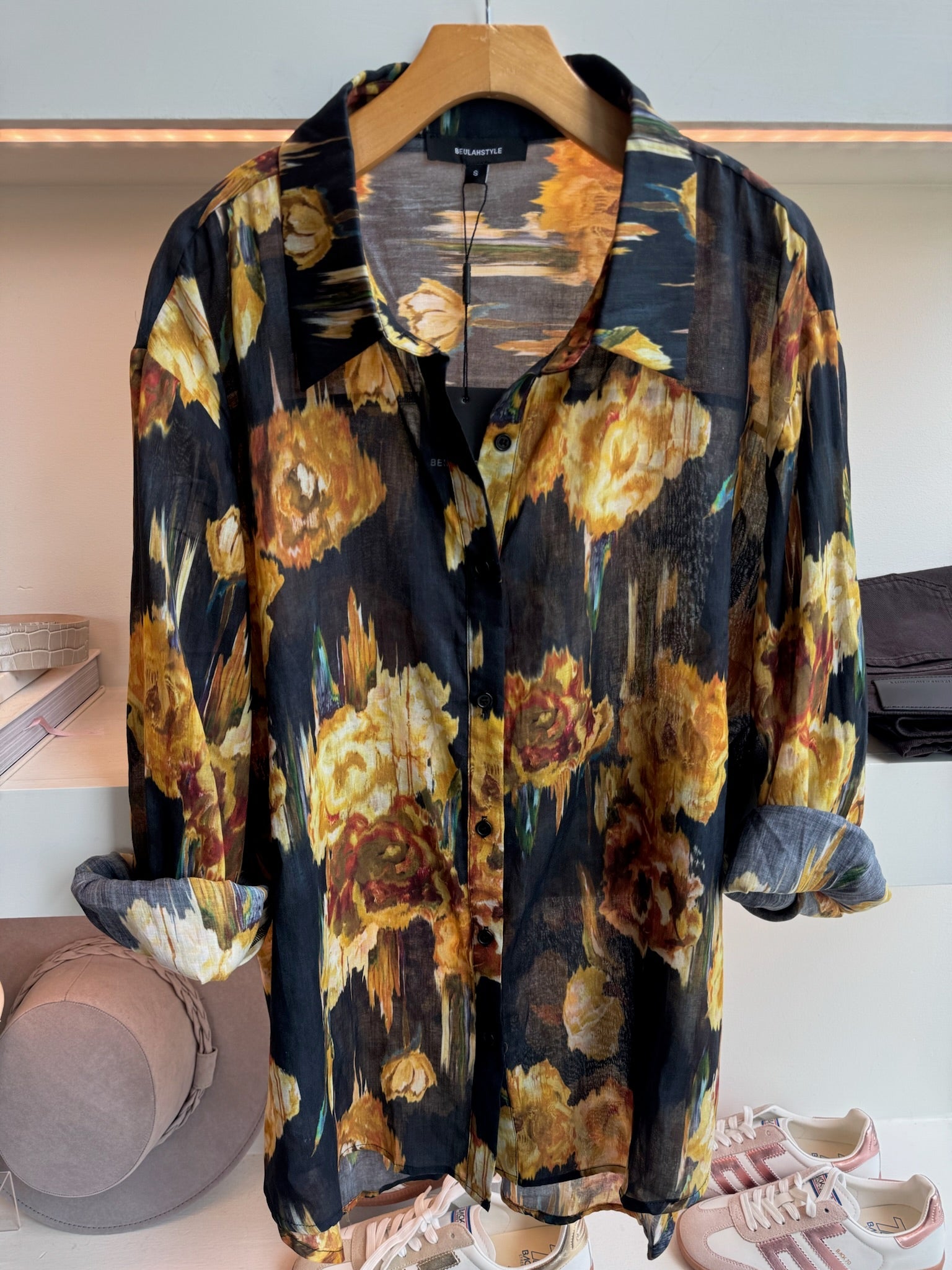 Black Floral Oversized Top - Amor Lafayette