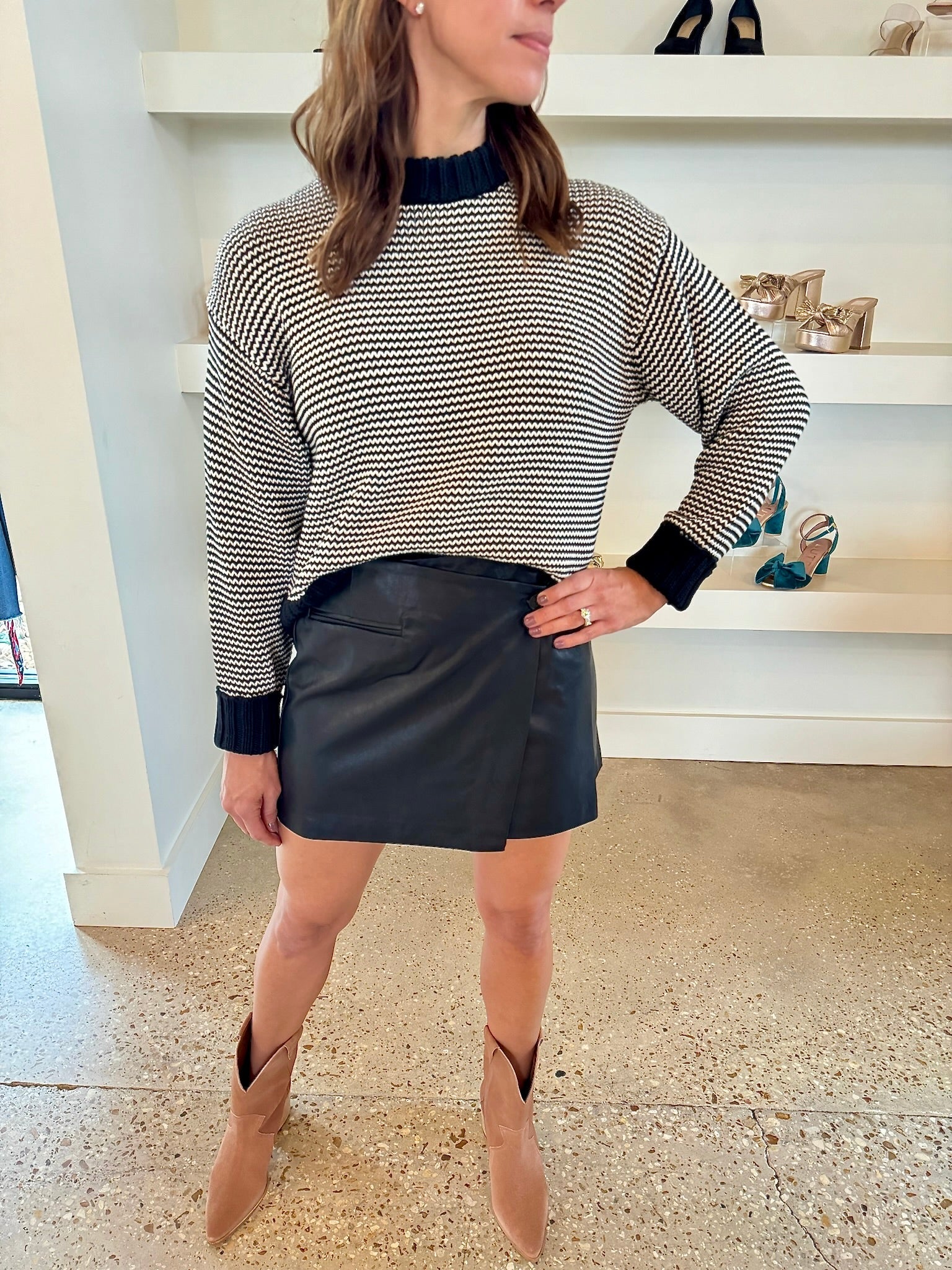 Black Lindsay Skirt - Amor Lafayette