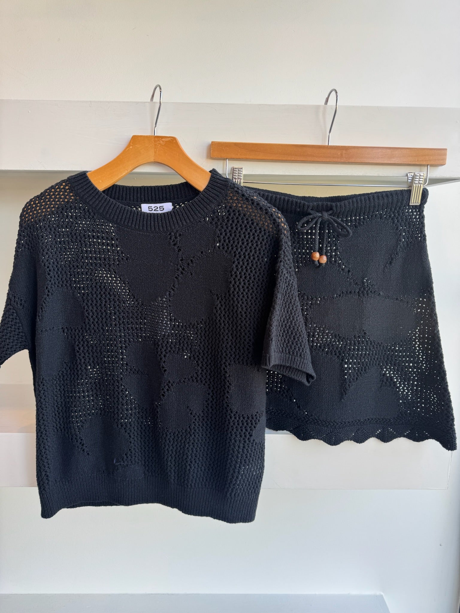 Black Rowan Floral Mini Skirt - Amor Lafayette