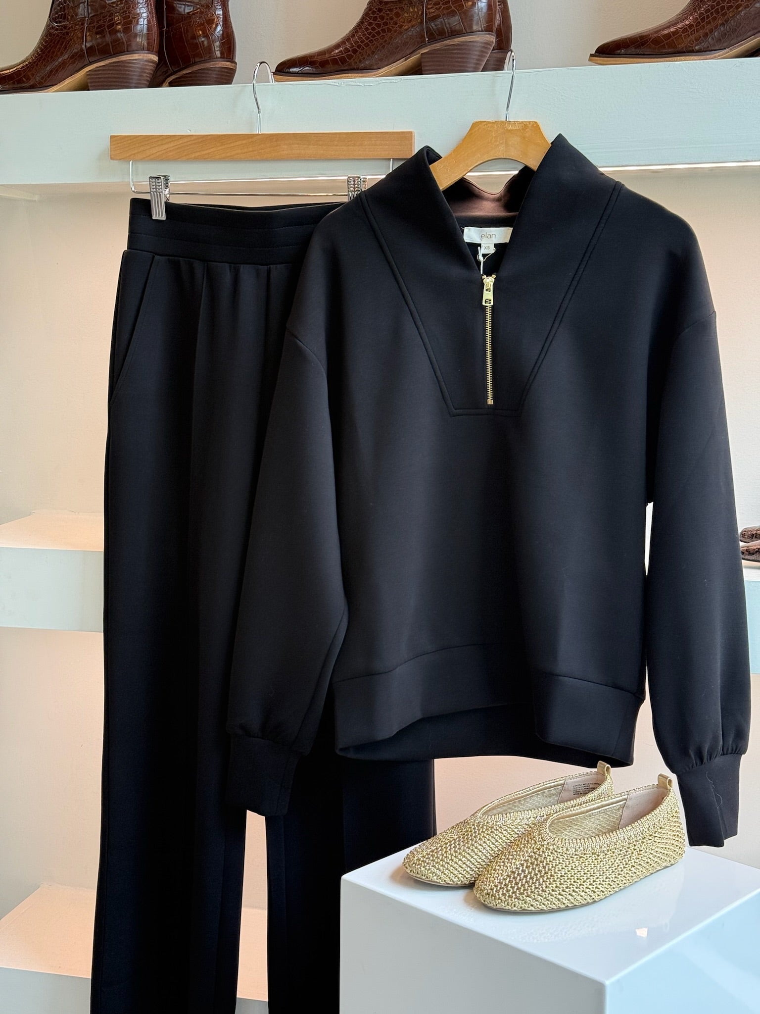 Black Scuba Steve Pullover - Amor Lafayette