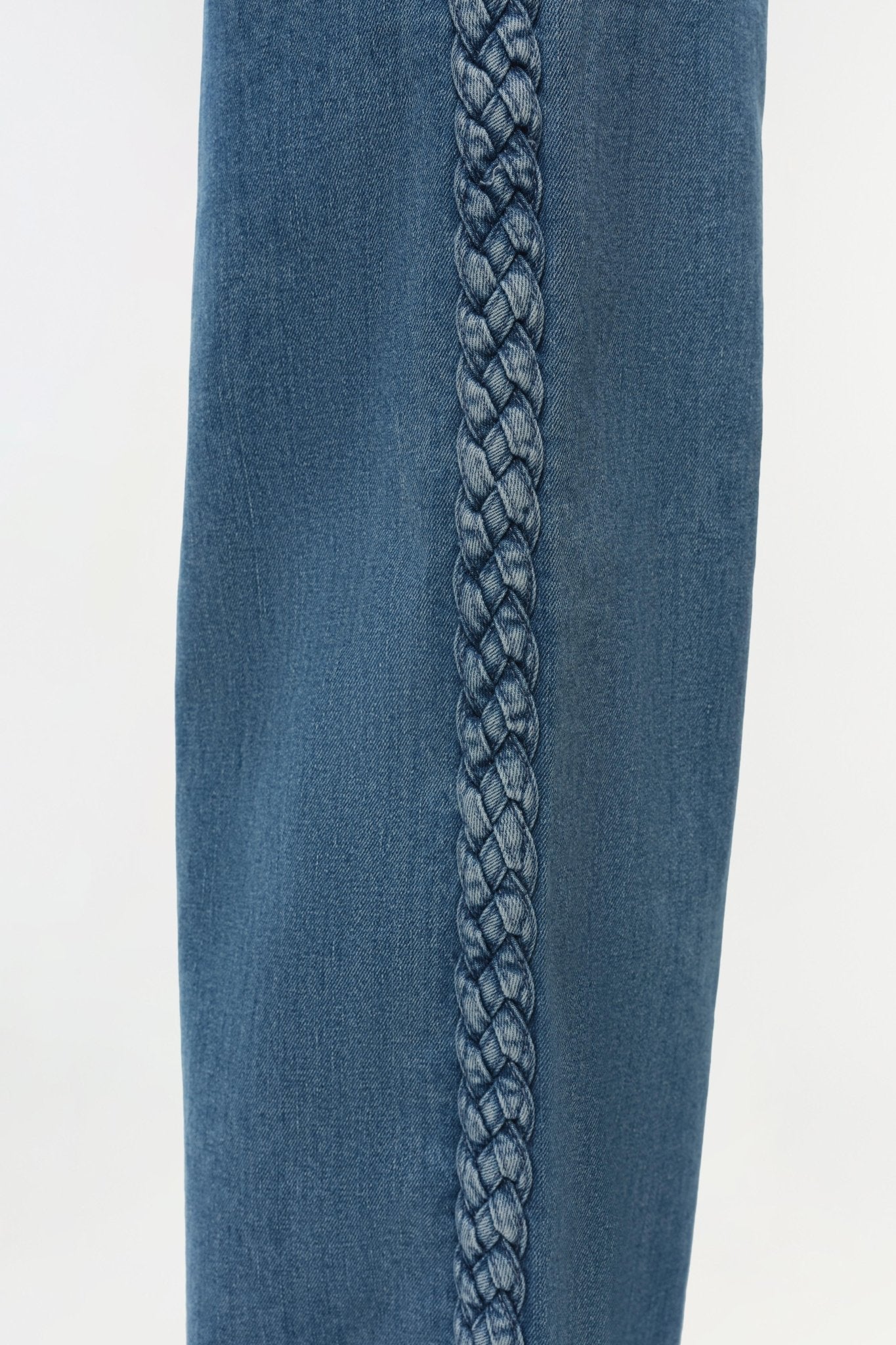 Bondi Booker Straight Leg Jean - Amor Lafayette