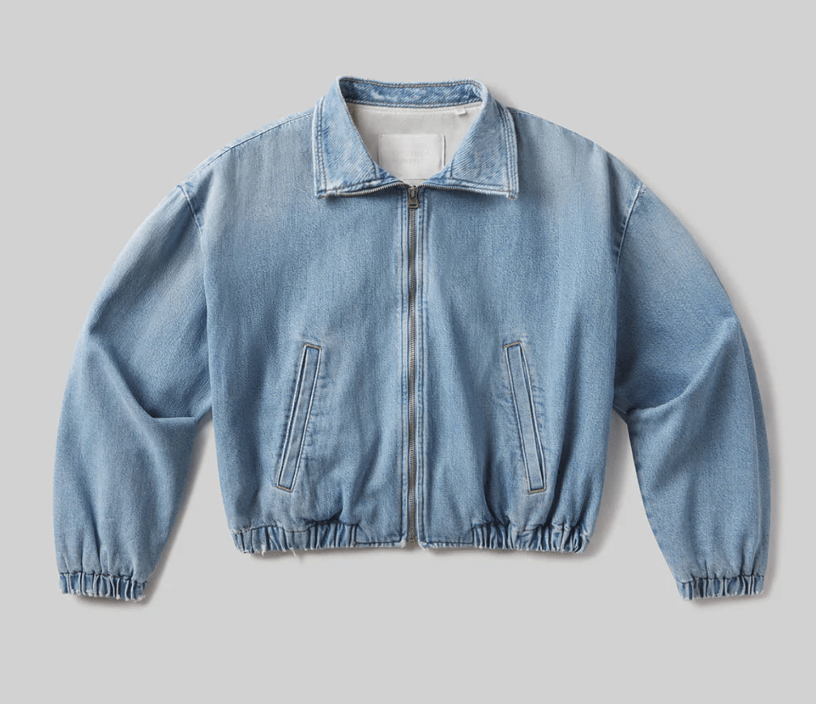 Bubble Bomber in Marseille - Amor Lafayette