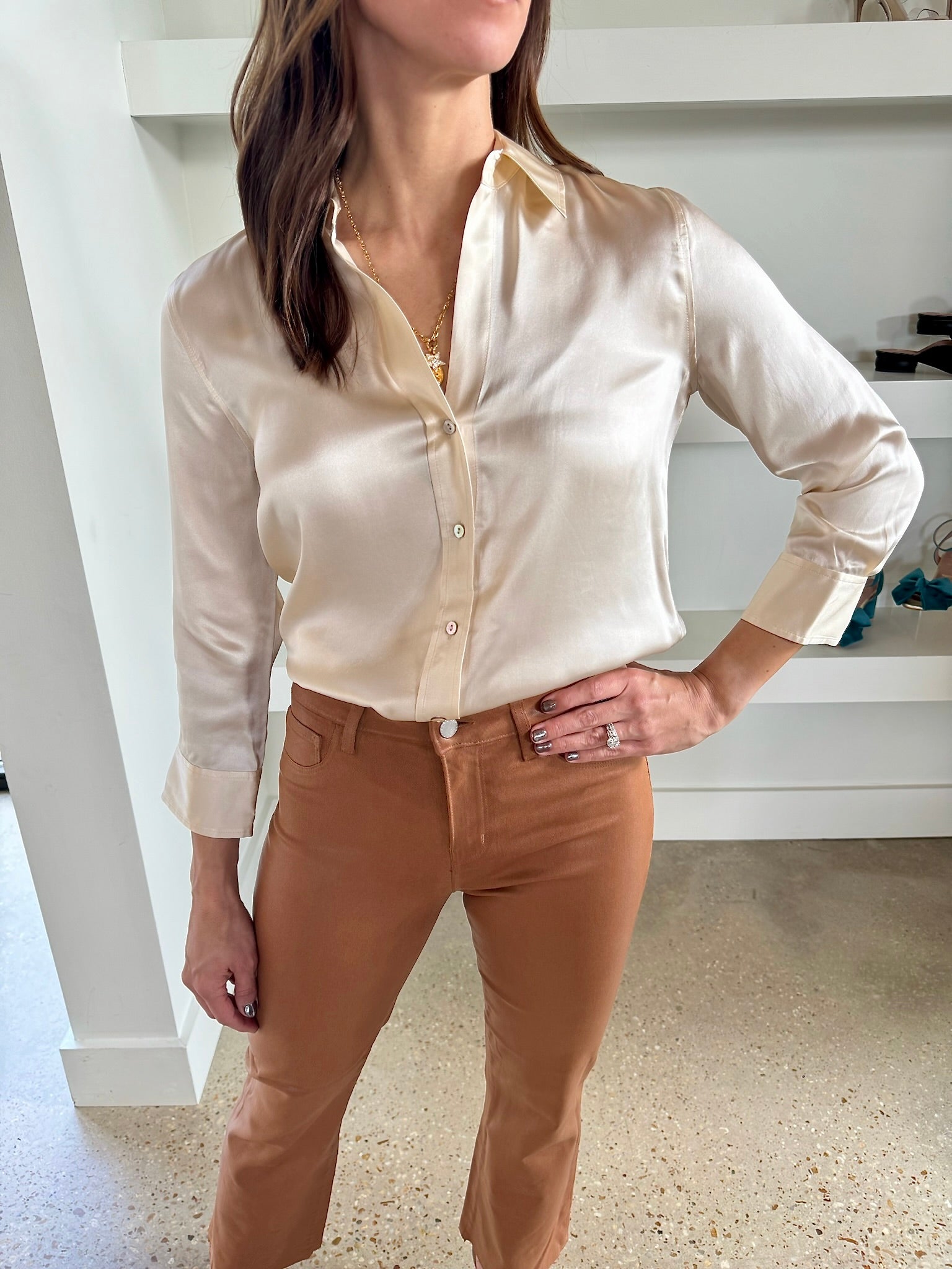 Champagne Dani 3/4 Sleeve Blouse - Amor Lafayette