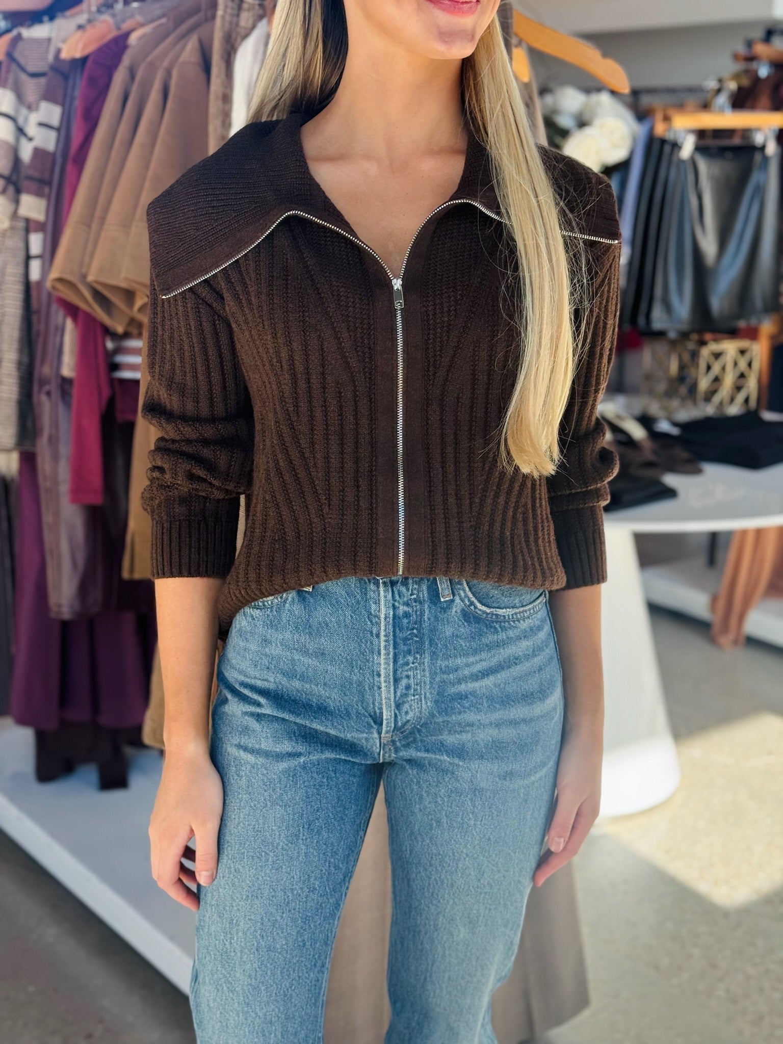 CHOCOLATE KERKIS CARDIGAN - Amor Lafayette