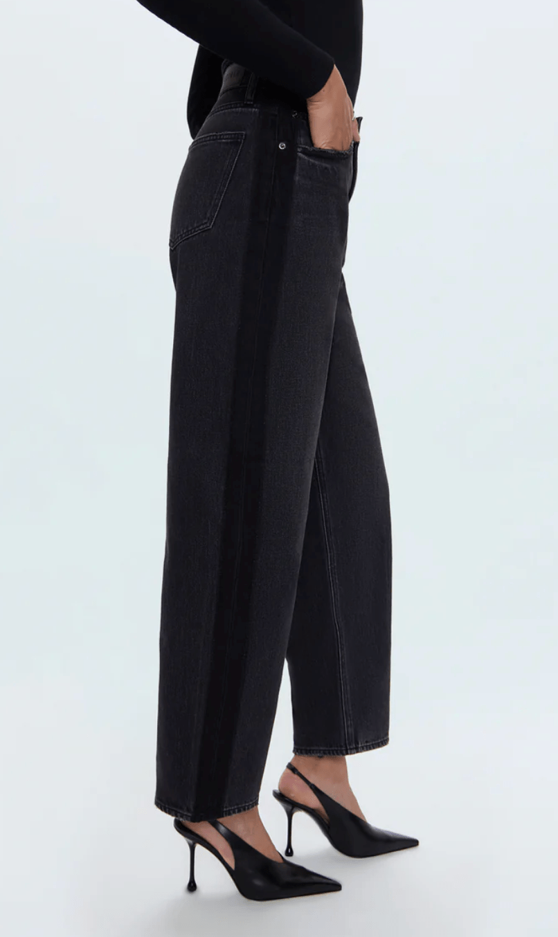 Cinema Wes Jeans - Amor Lafayette