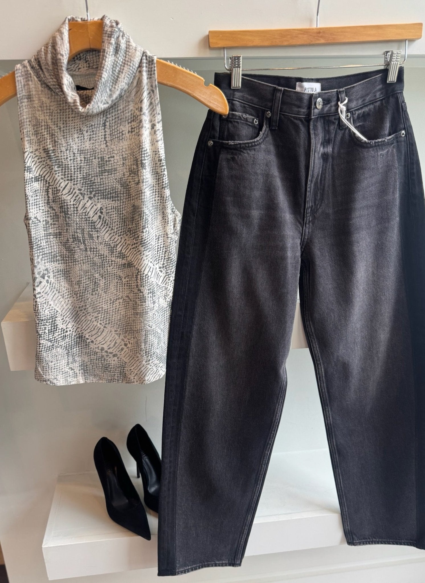 Cinema Wes Jeans - Amor Lafayette