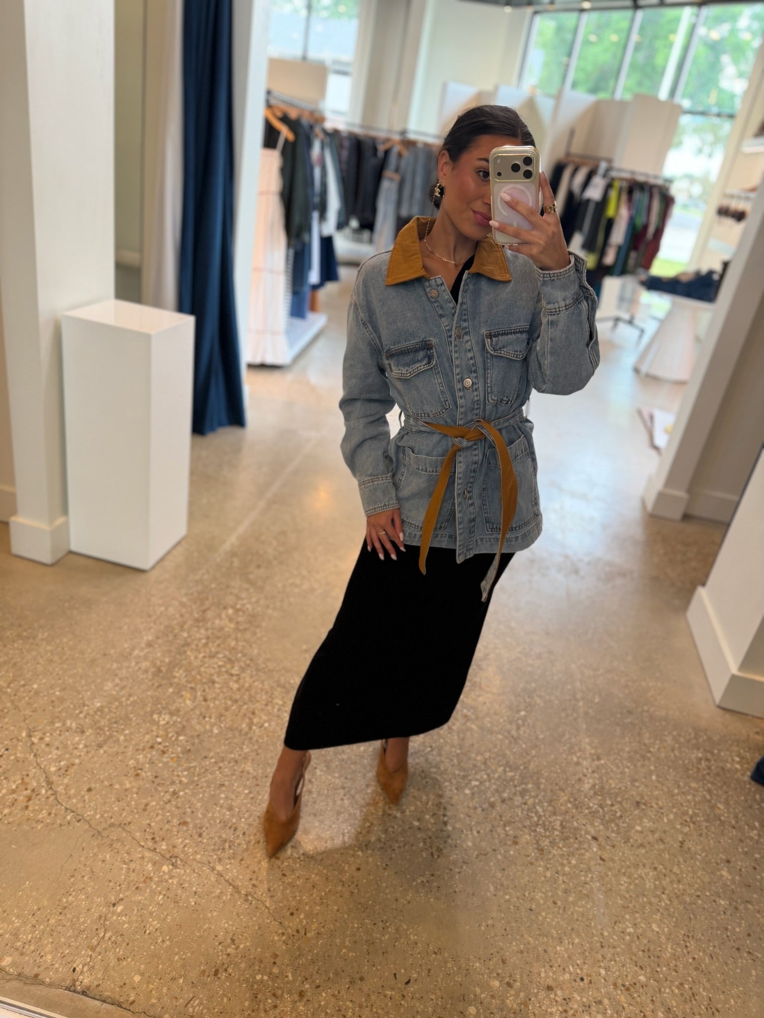Contrast Collar Denim Jacket - Amor Lafayette