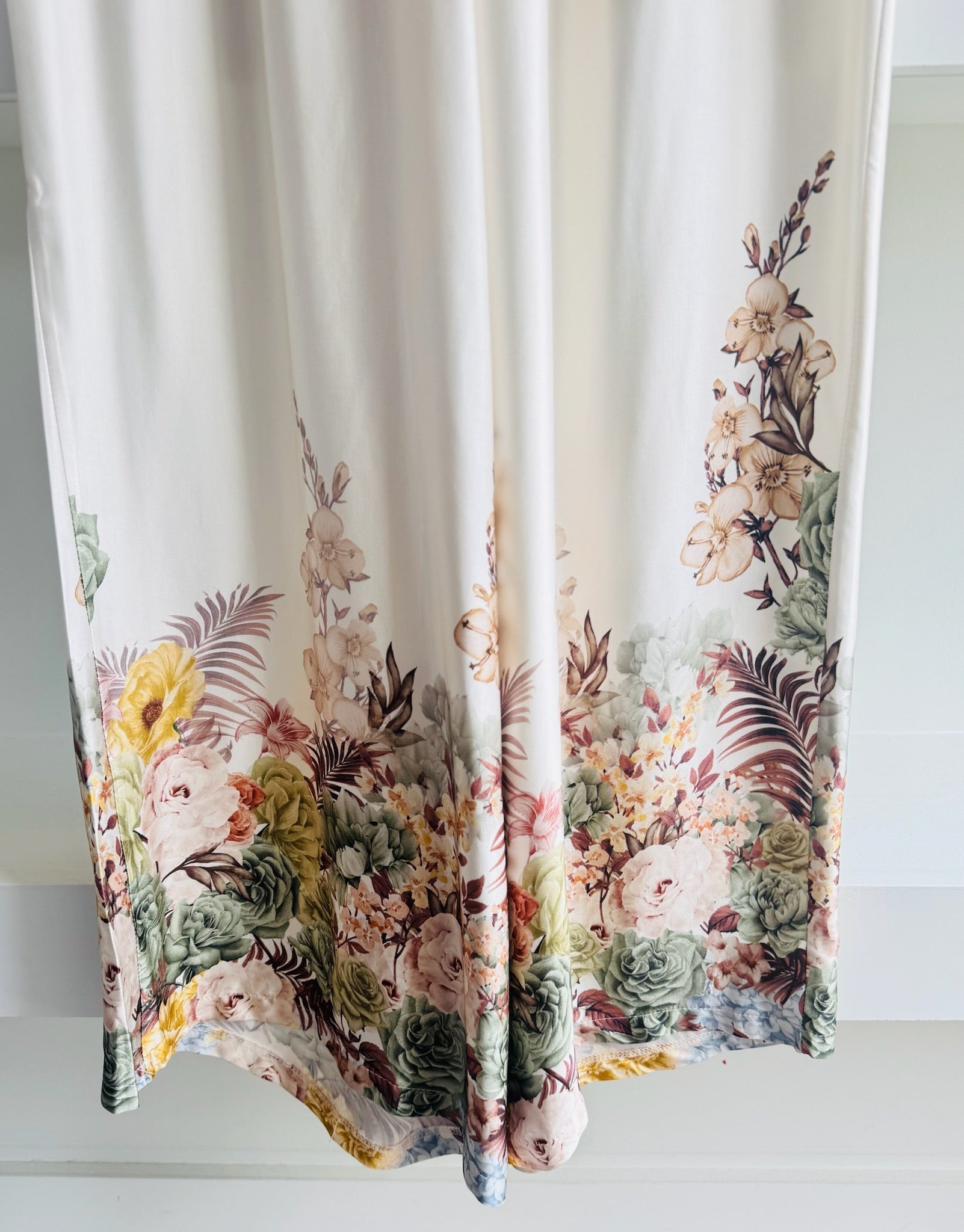 Cream Floral Silky Pants - Amor Lafayette