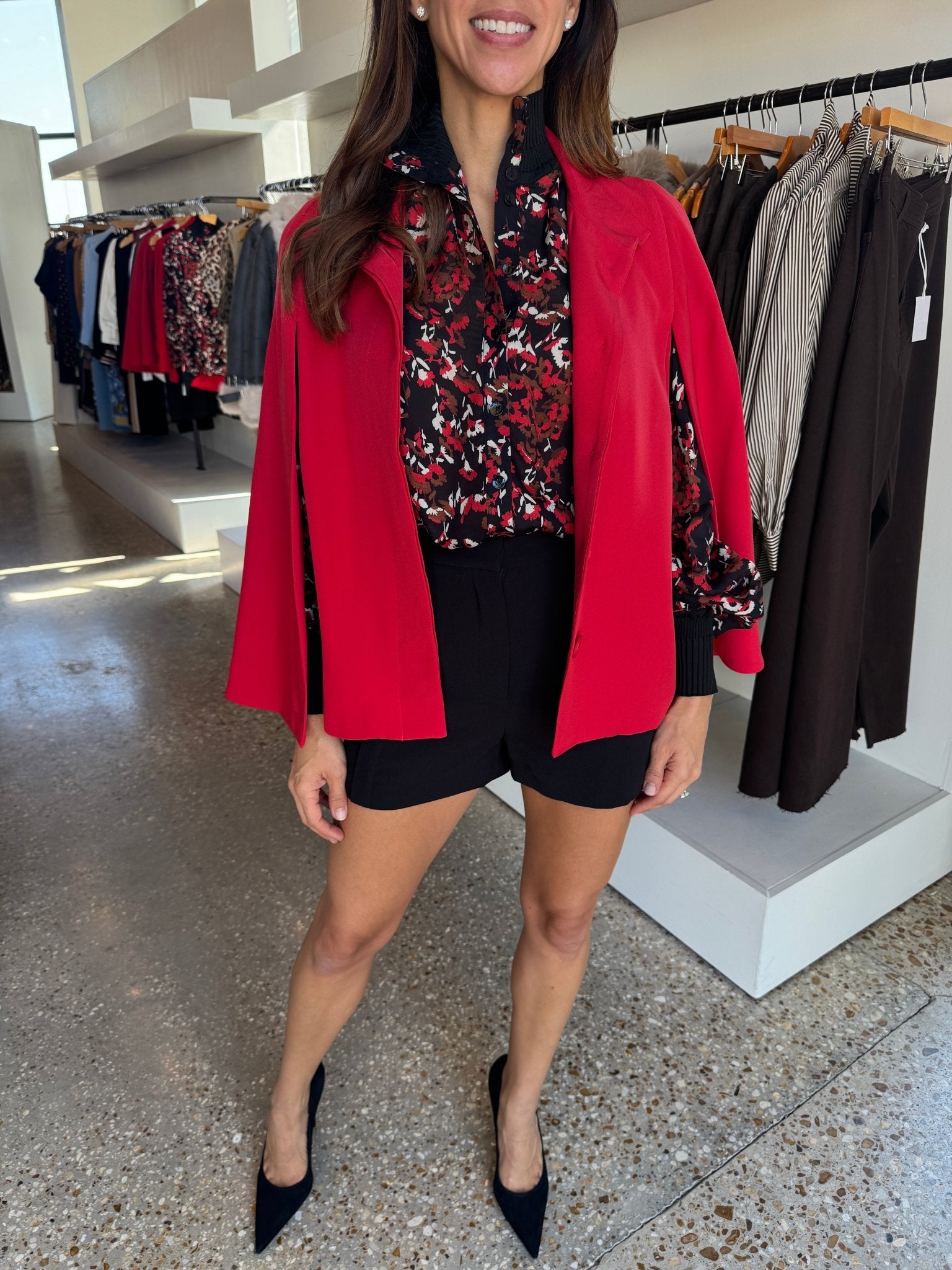 Crimson Cape - Amor Lafayette