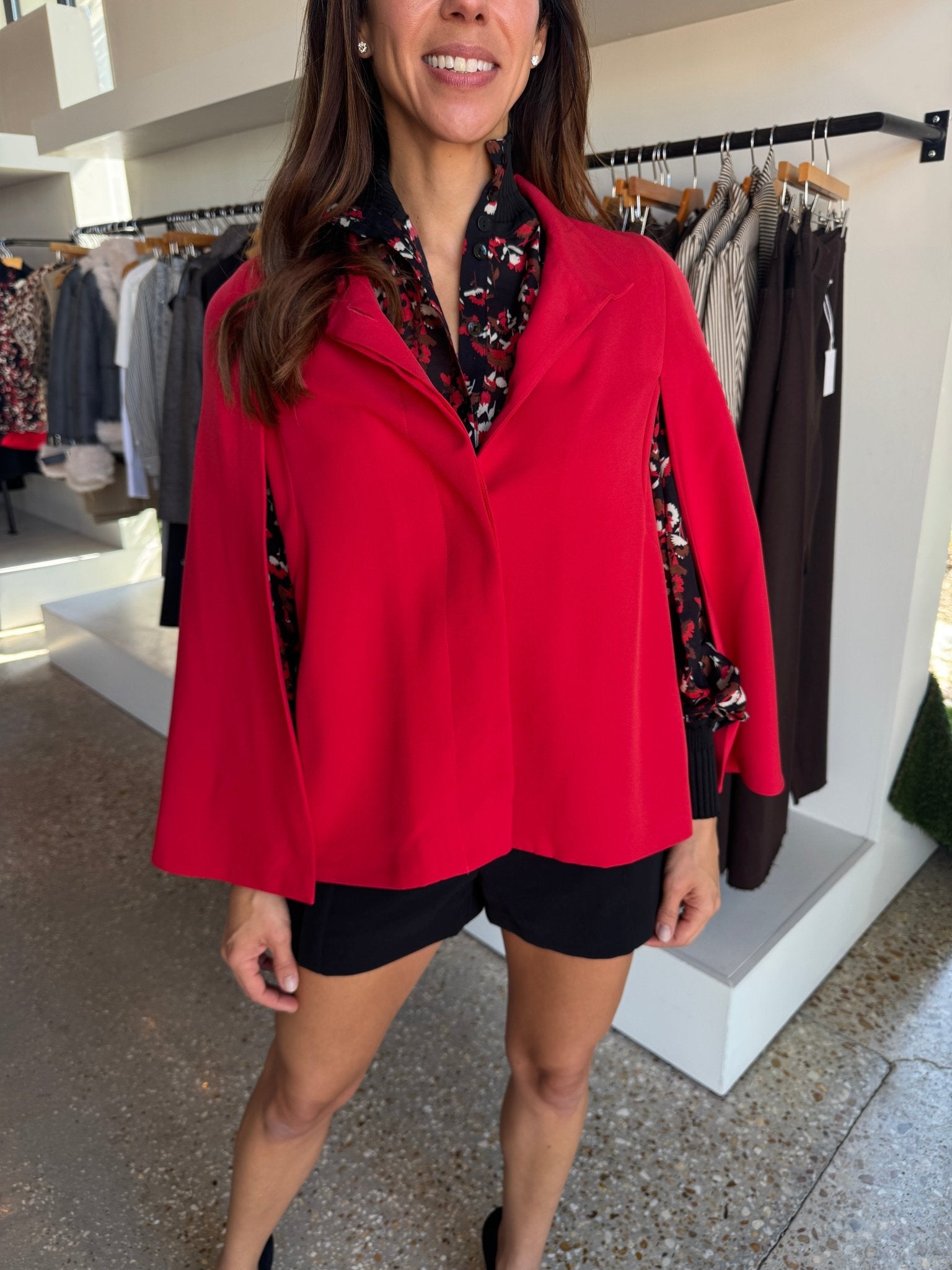 Crimson Cape - Amor Lafayette