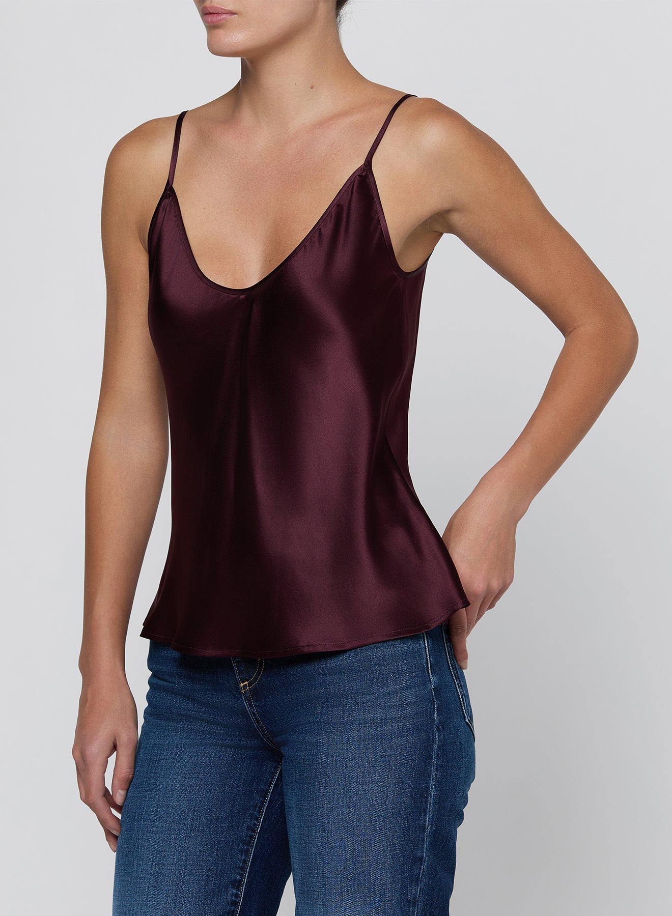 DEEP SANGRIA LEXI CAMISOLE - Amor Lafayette