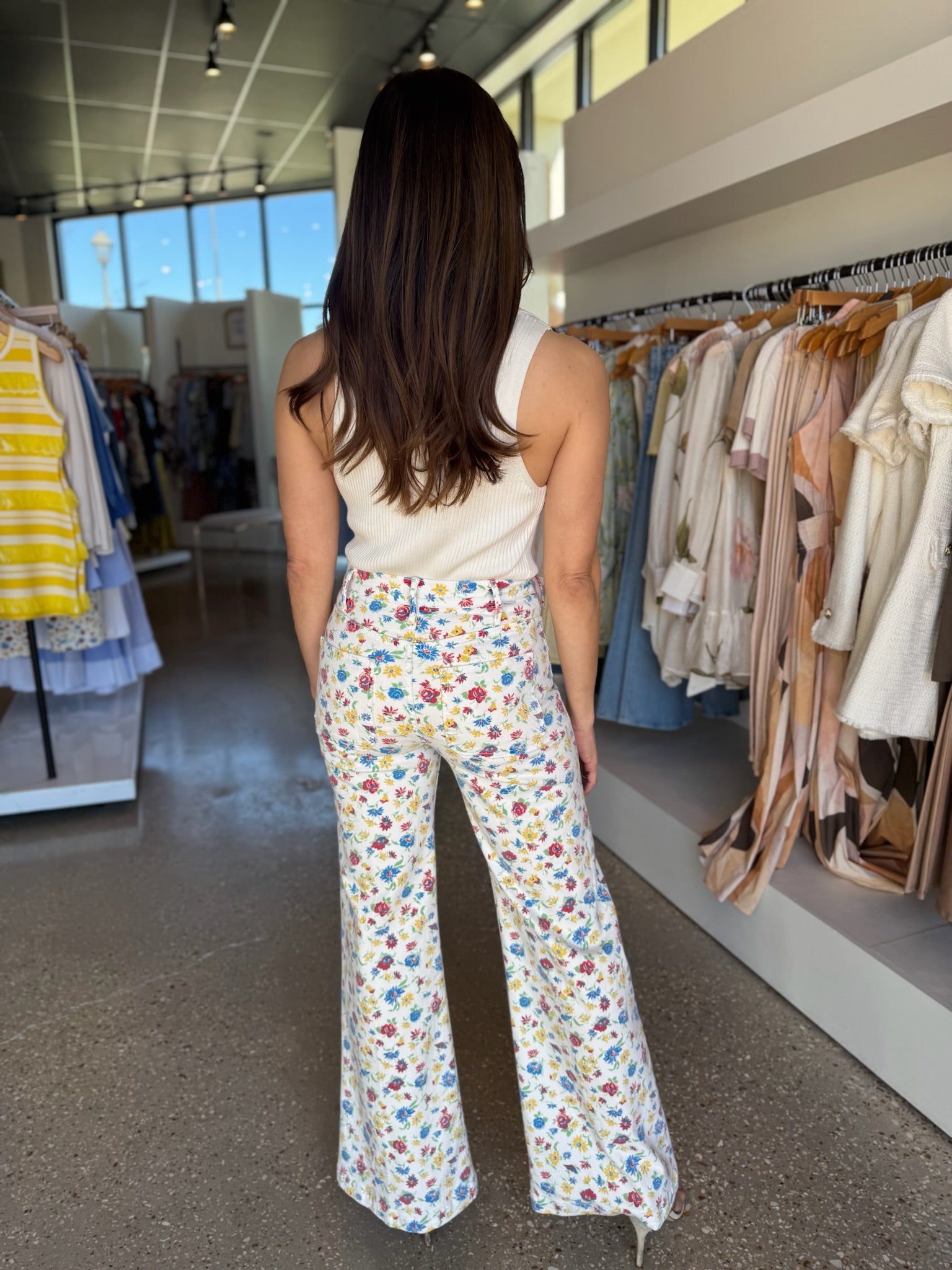 Ecru Vest - Amor Lafayette