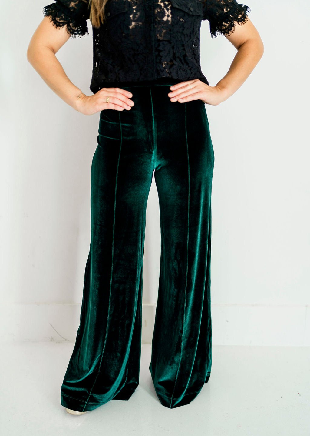 Emerald Wide Leg Velvet Pant - Amor Lafayette