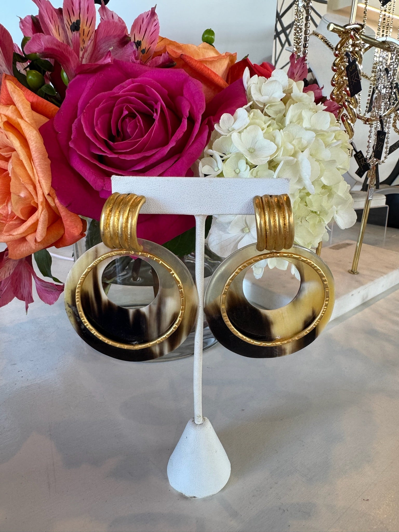 Gold Resin Earrings - Amor Lafayette