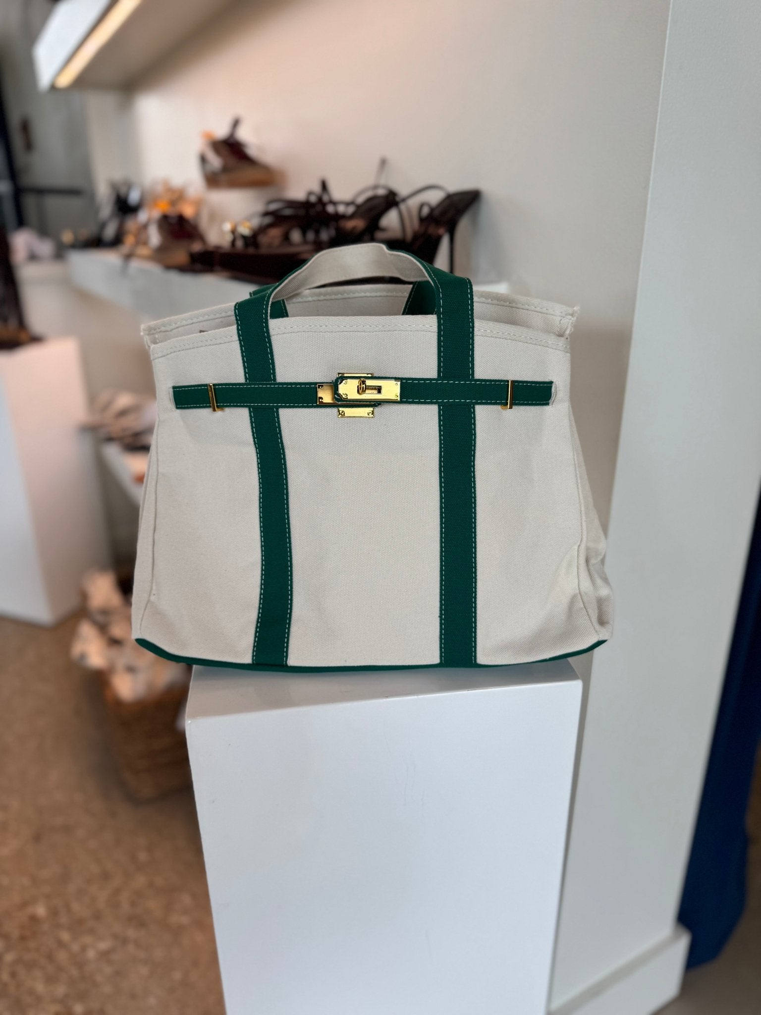 Green Canvas Tote - Amor Lafayette