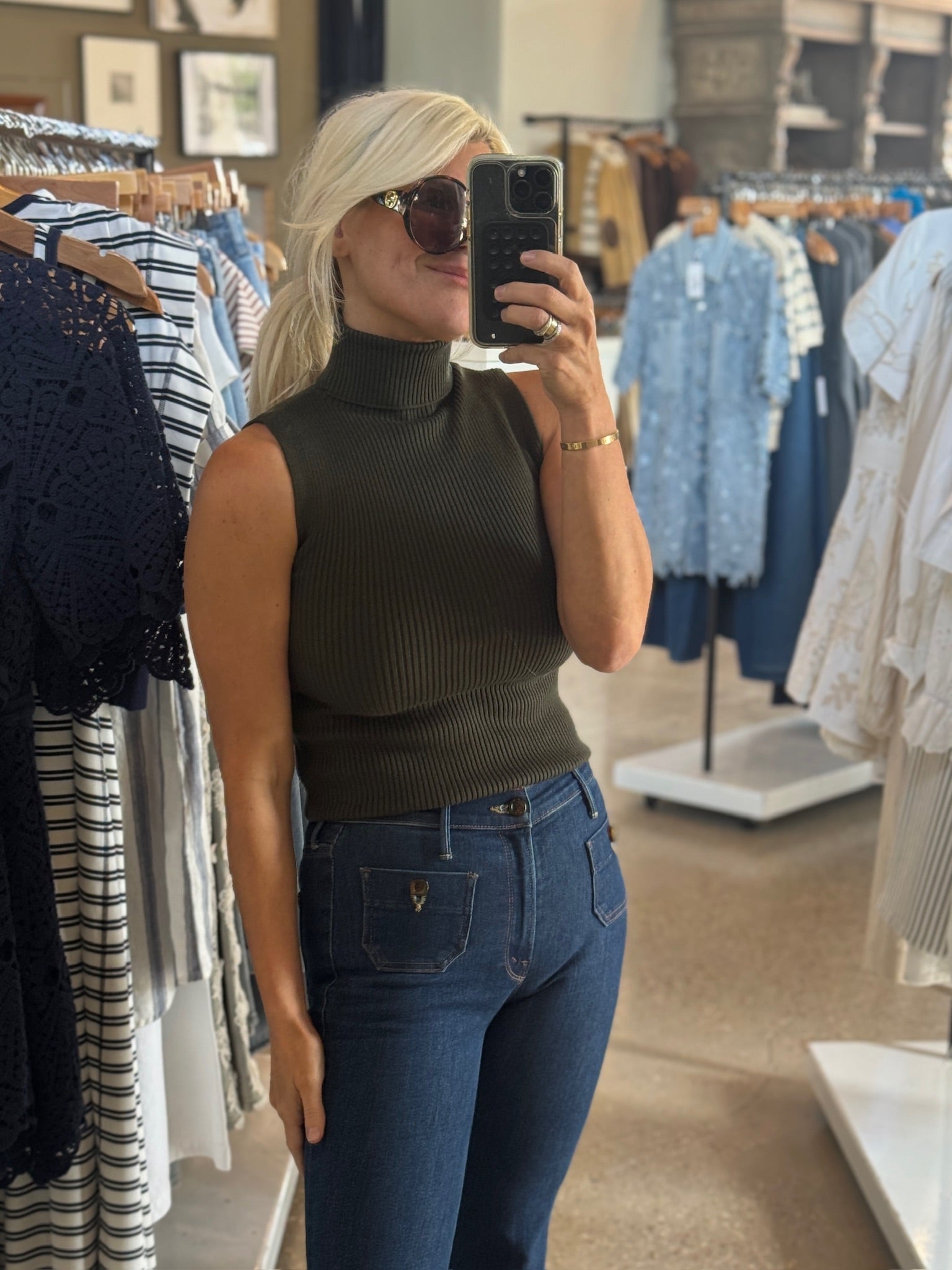 Green Essential Turtleneck - Amor Lafayette