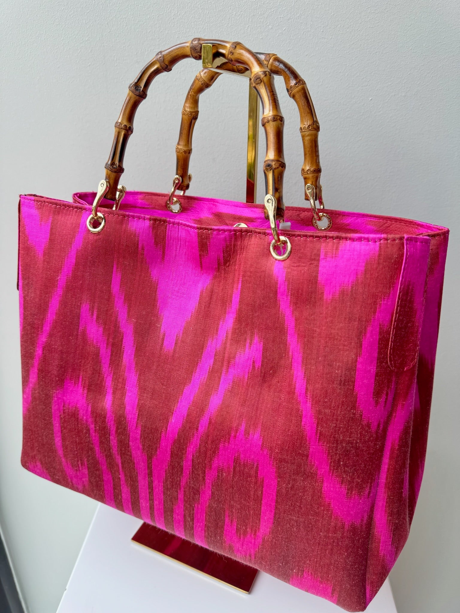 Hot Pink/Red Small Avery Bamboo Tote - Amor Lafayette