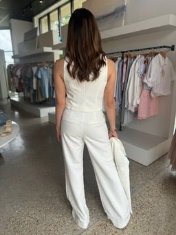 Ivory Favorite Vest - Amor Lafayette