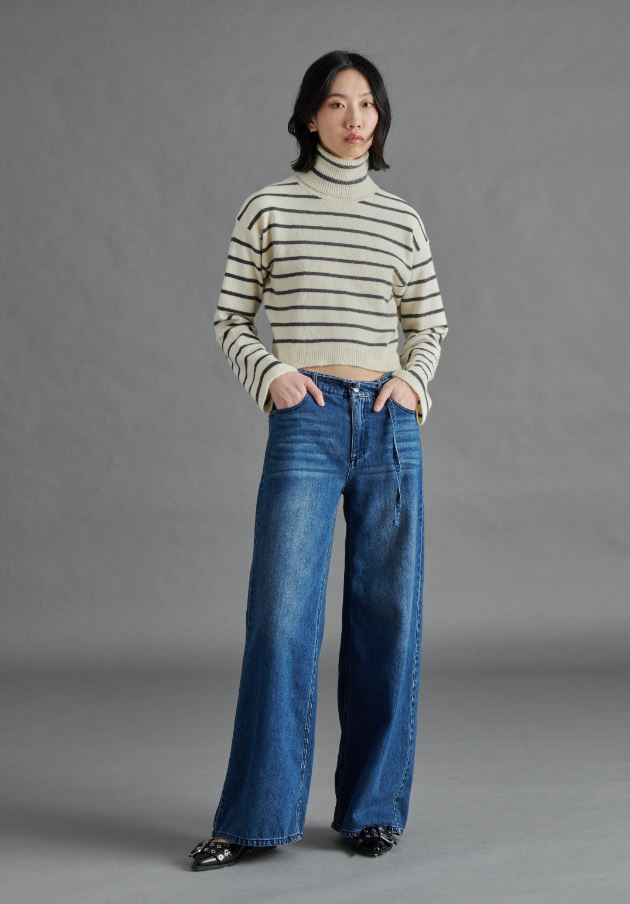 Ivory Stripe Narsha Sweater - Amor Lafayette