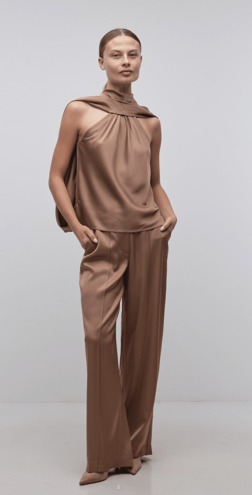 Kyra Classic Wovens Wide Leg Pant in Ochre - Amor Lafayette