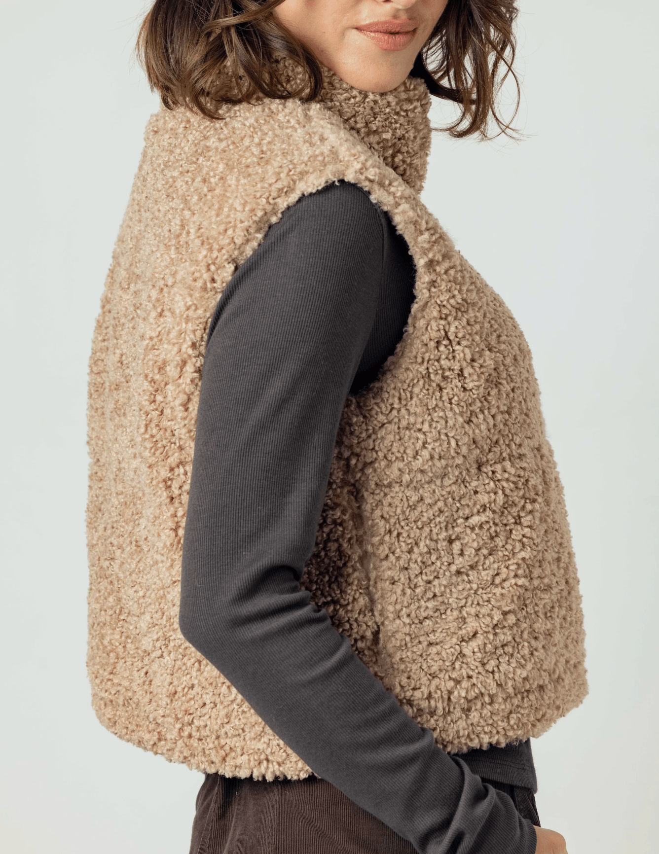 Latte Sherpa Cecily Vest - Amor Lafayette