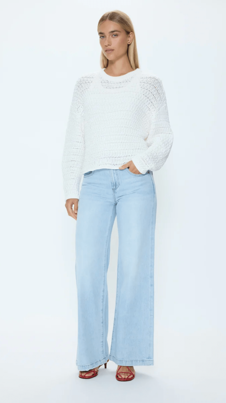 Le Blanc Katya Relaxed Crew Neck Sweater - Amor Lafayette