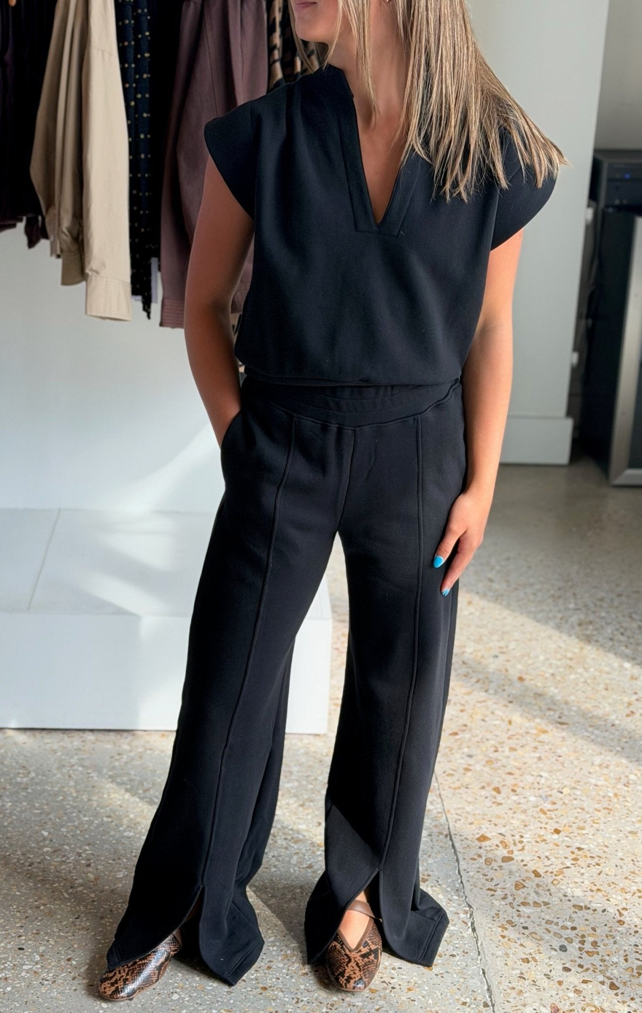 Lincoln Front Slit Knit Pant - Amor Lafayette