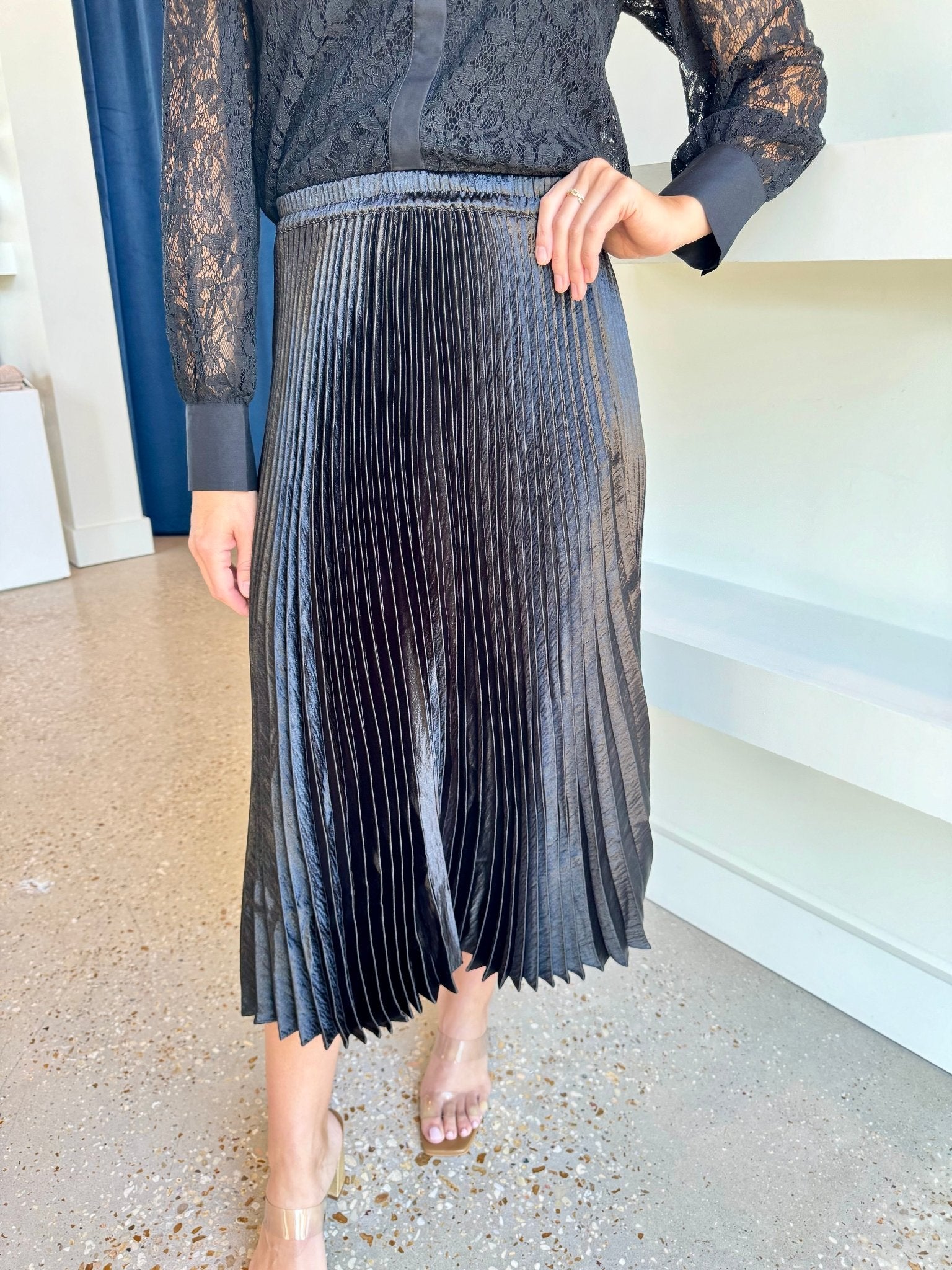 Mia Black Shiny Pleated Skirt - Amor Lafayette