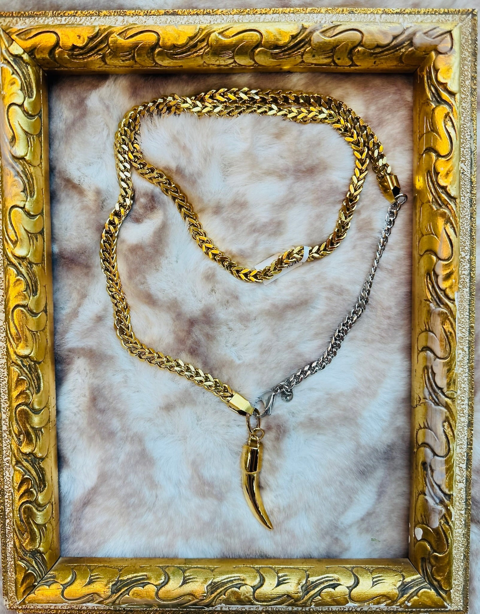 Mich Necklace - Amor Lafayette