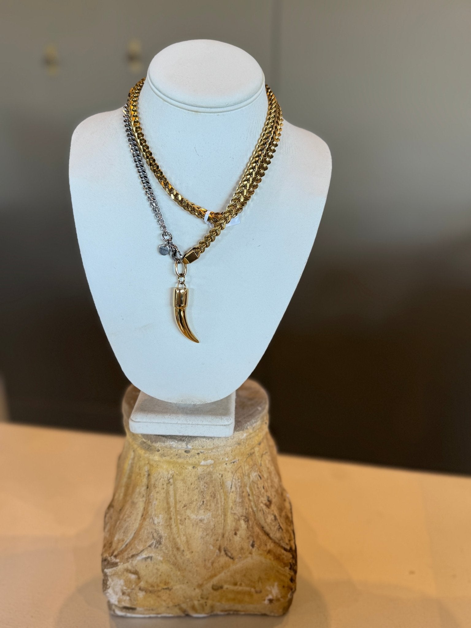 Mich Necklace - Amor Lafayette