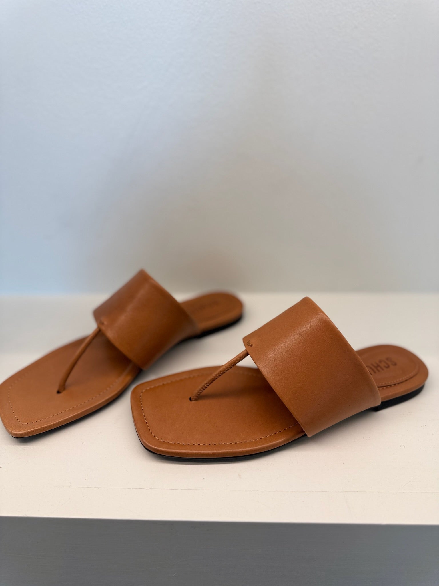 Miele Martha Flat - Amor Lafayette