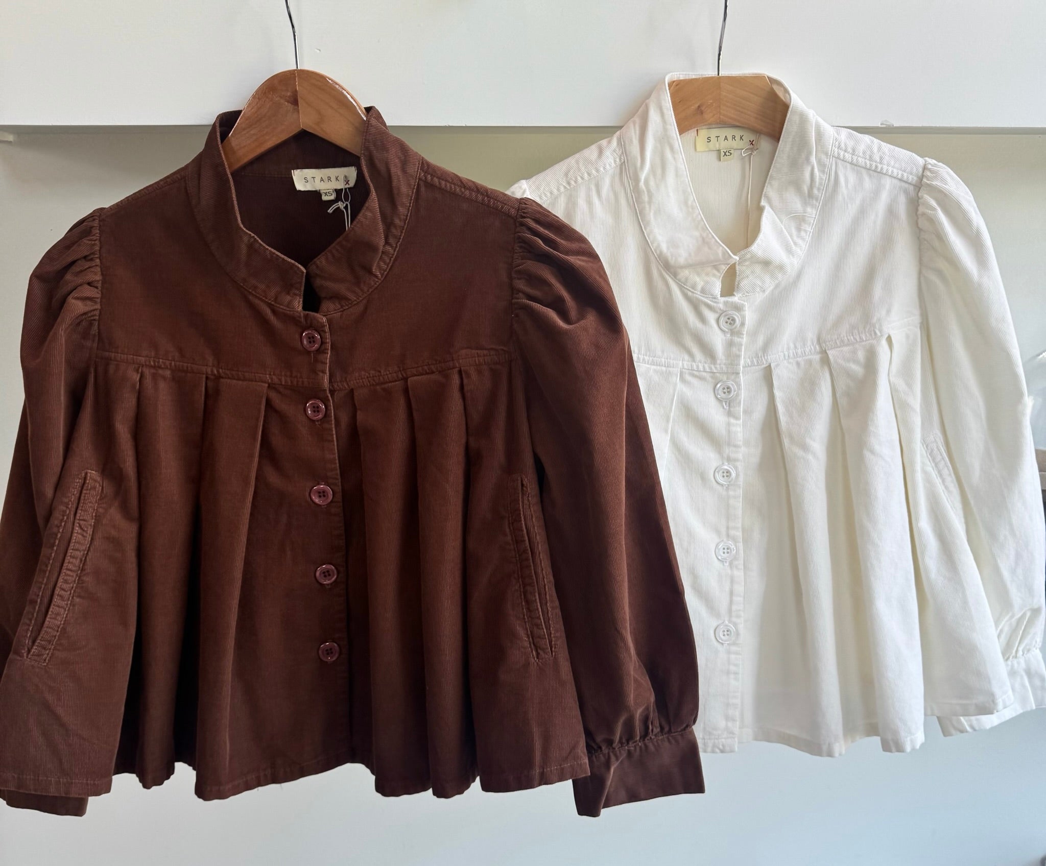 Natural Jade Corduroy Top - Amor Lafayette