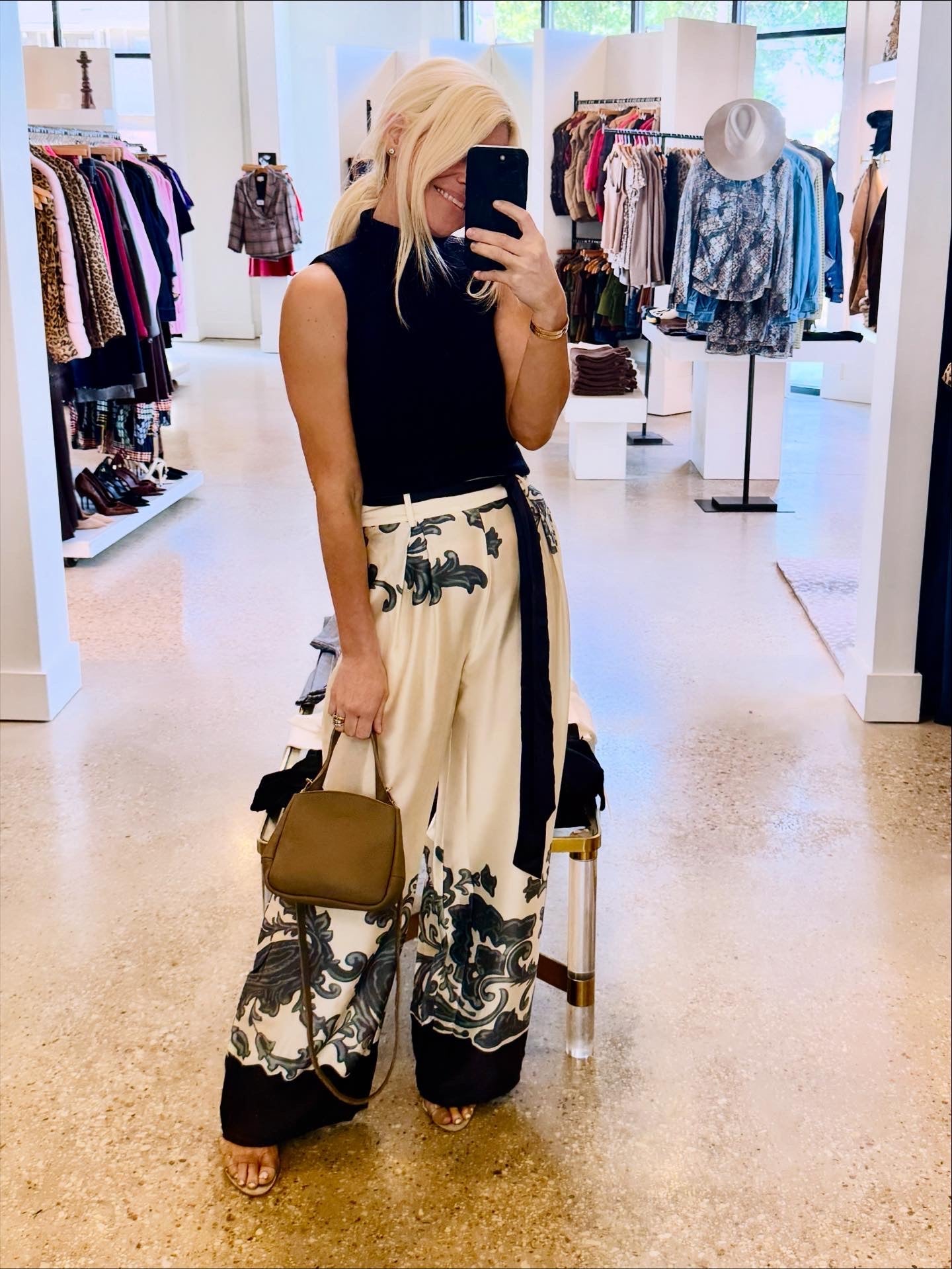 Navy/Ivory Print Satin - Wide Leg Pants - Amor Lafayette