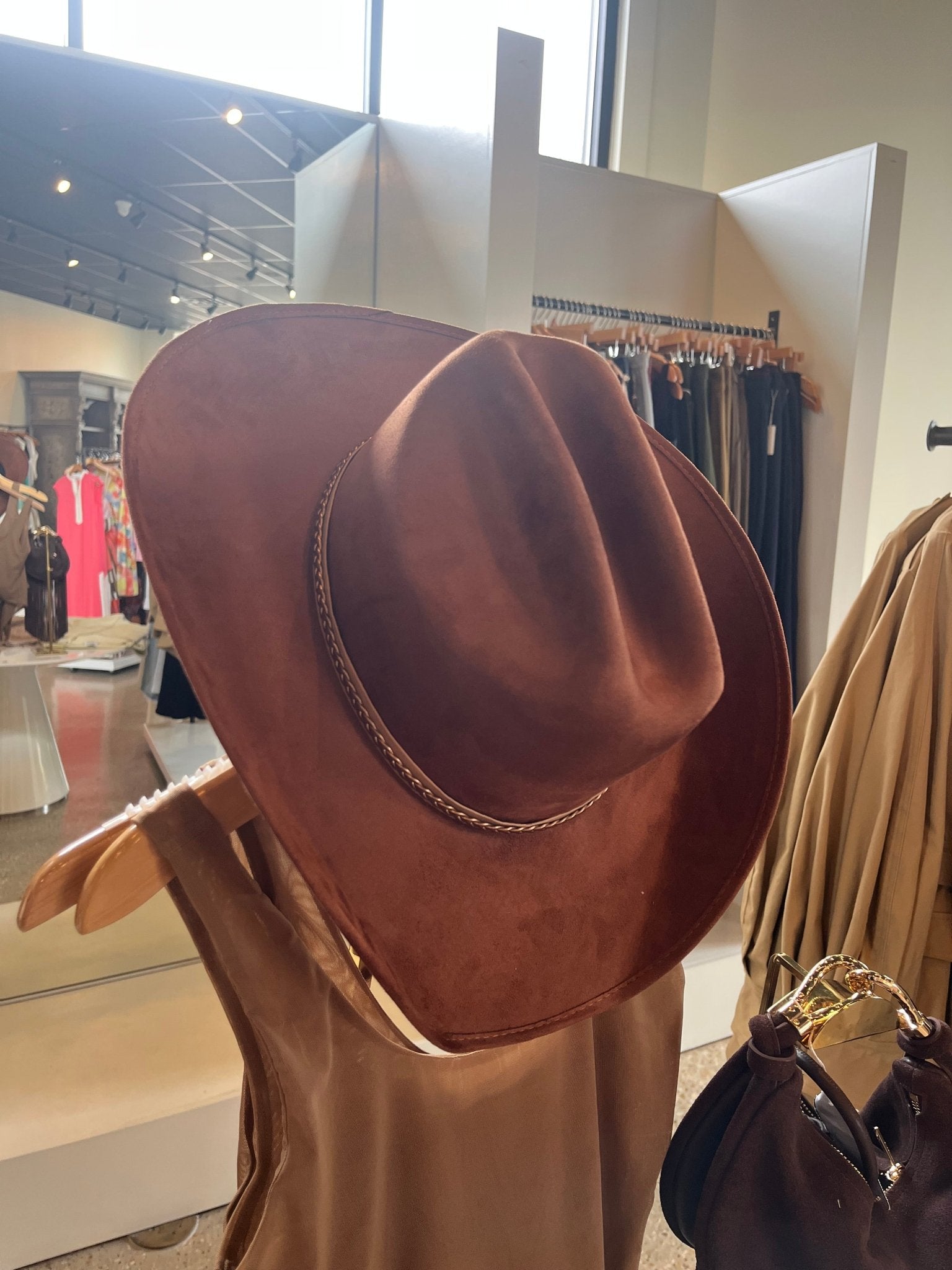 Nomad Hat - Amor Lafayette