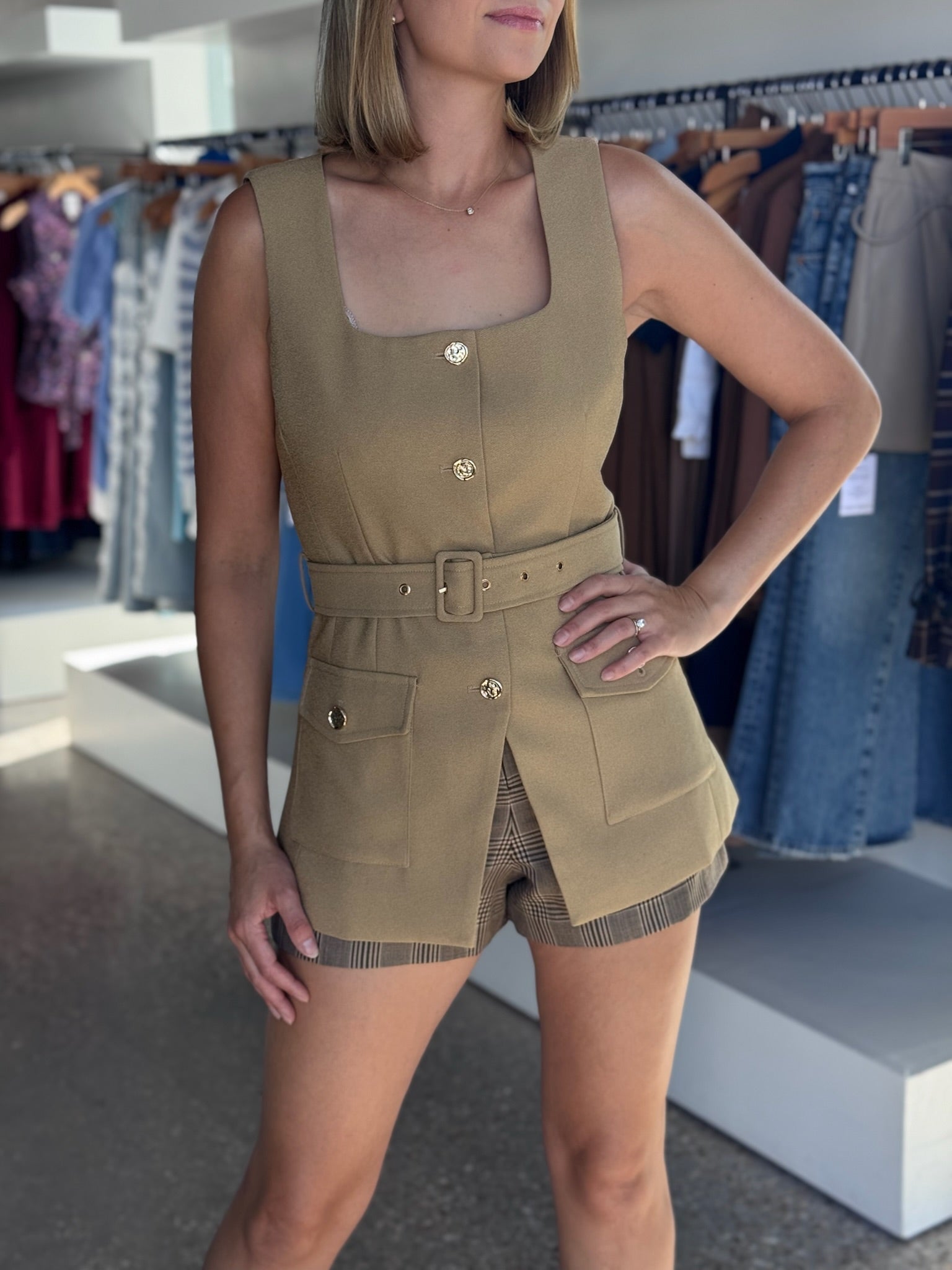 Oilar Tan Sleevless Jacket - Amor Lafayette