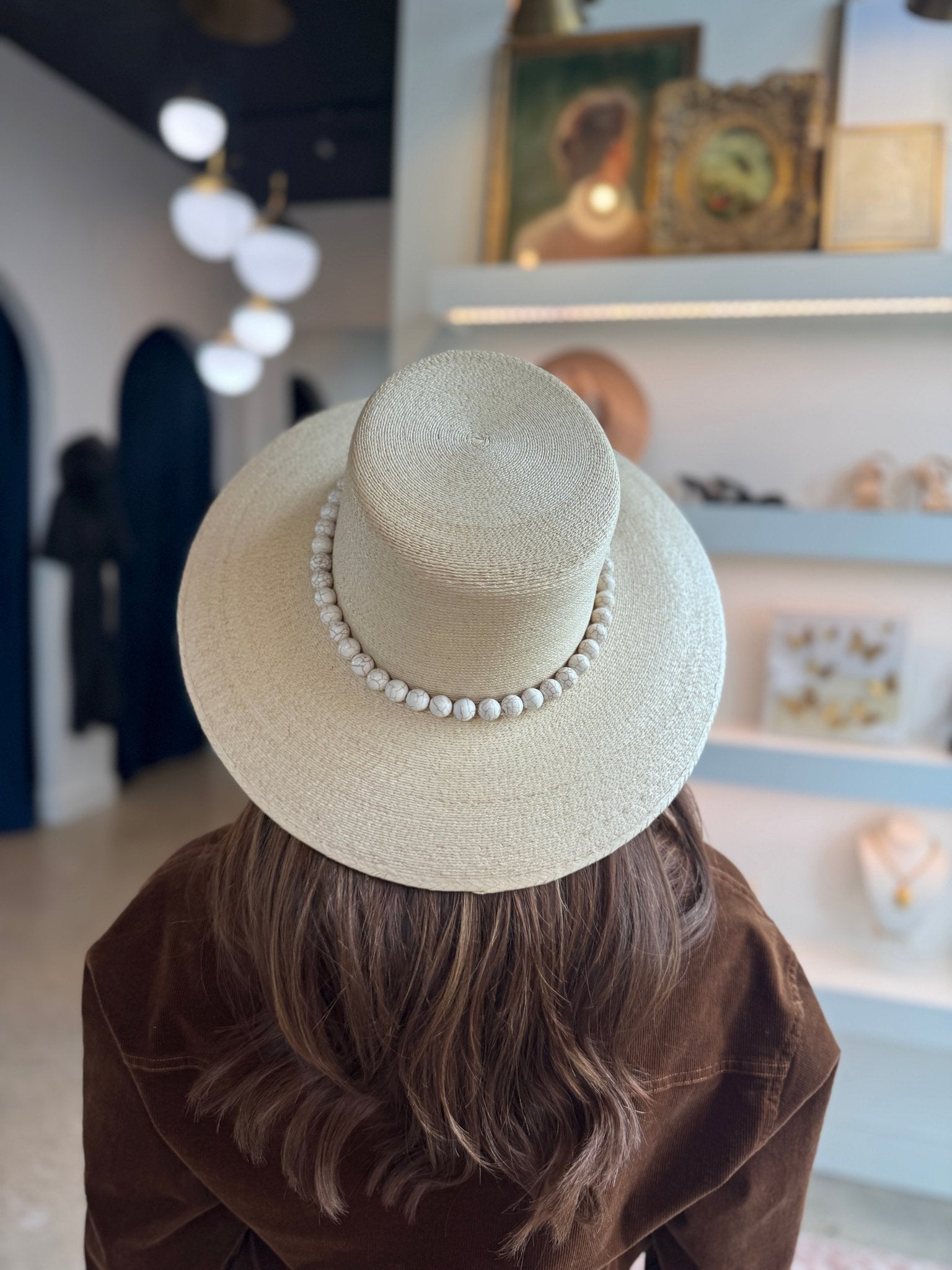 Oyster Hat - Amor Lafayette