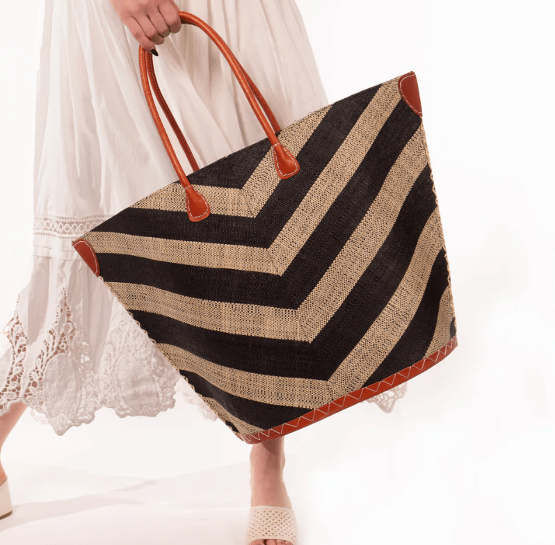 Santa Cruz Large Black Chevron Tote - Amor Lafayette