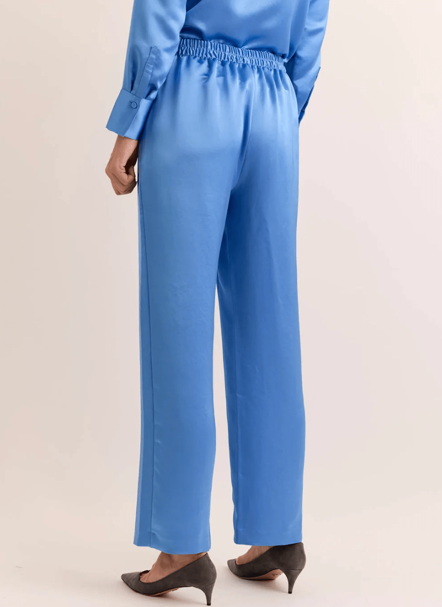 Sky Blue Hostess Pant - Amor Lafayette