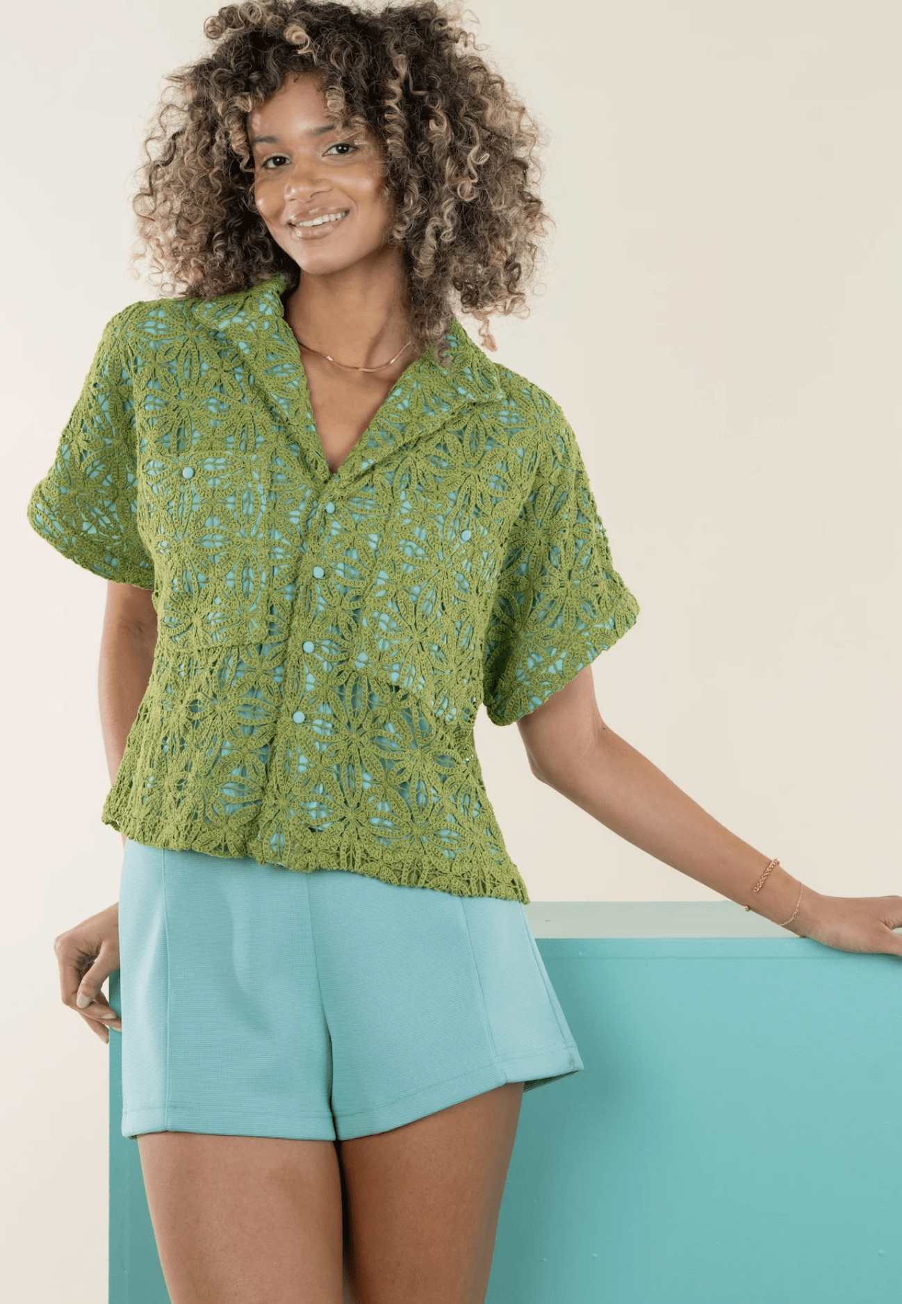 Tailored Short In Wasabi - Amor Lafayette