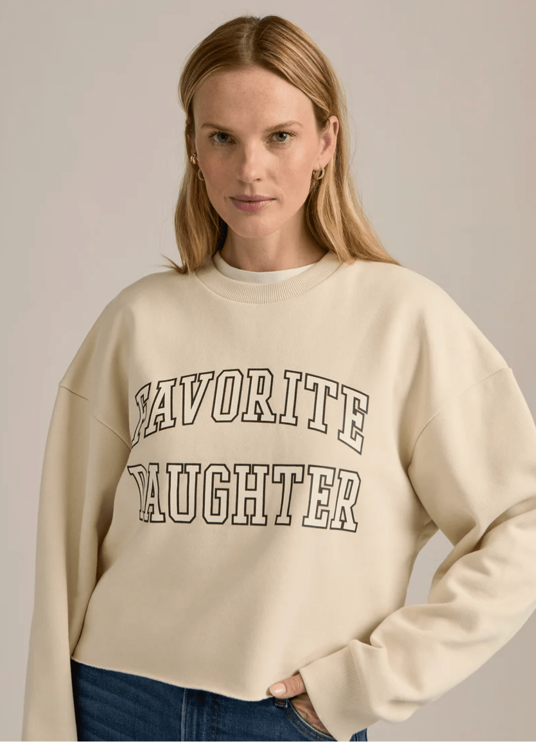 The Cropped Collegiate Sweatshirt in French Oak - Amor Lafayette