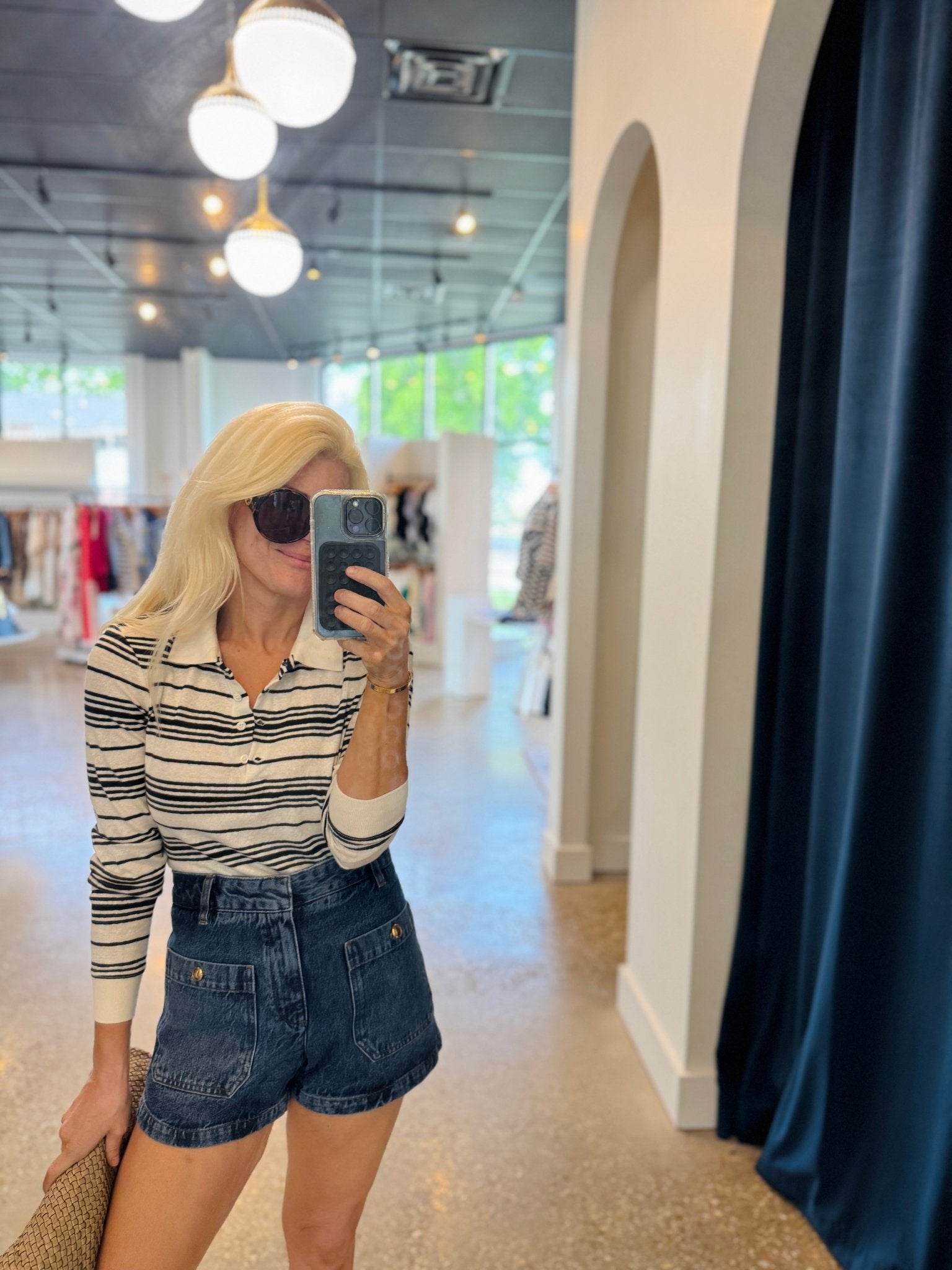 The Cruise Short in Belief - Amor Lafayette